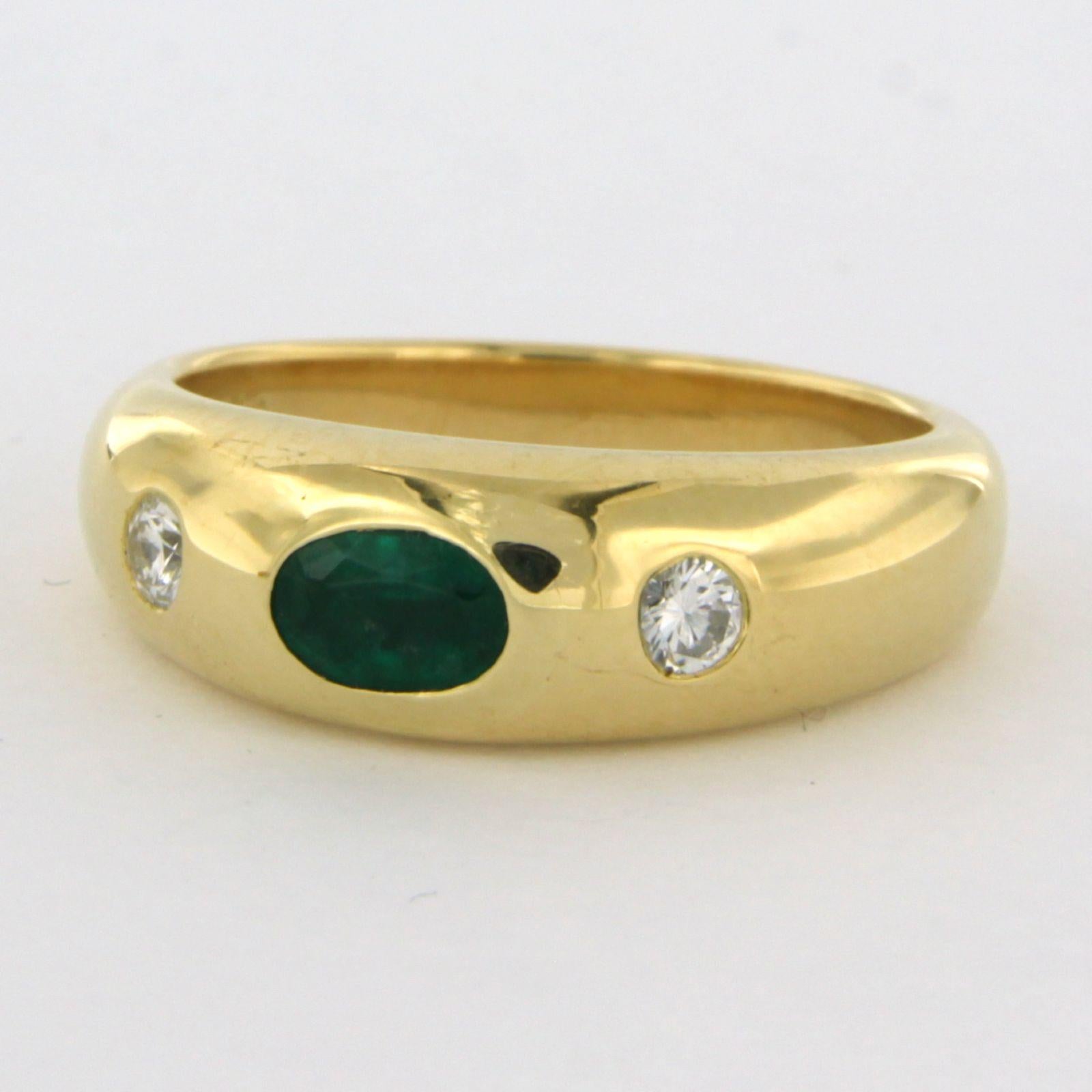 Taille brillant Bague avec émeraude et diamant taille brillant jusqu'à 0,16ct Or jaune 18k