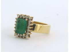Ring with emerald and brilliant cut diamonds up to 0.40ct 18k gold 8.3 grams