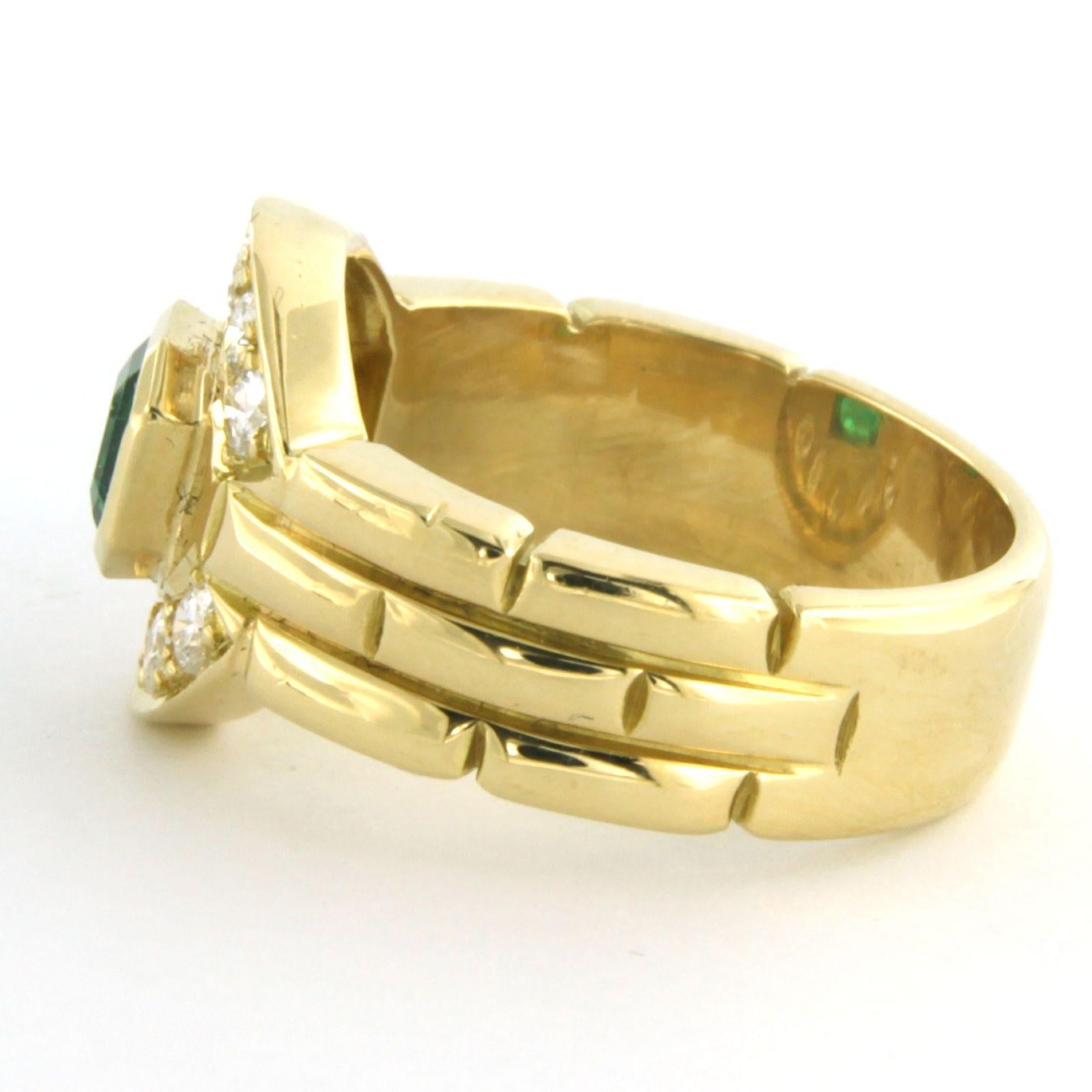 Brilliant Cut Ring with emerald and brilliant cut diamonds up to 0.50ct 18k yellow gold For Sale