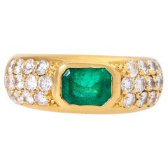 Ring with Emerald and Brilliant