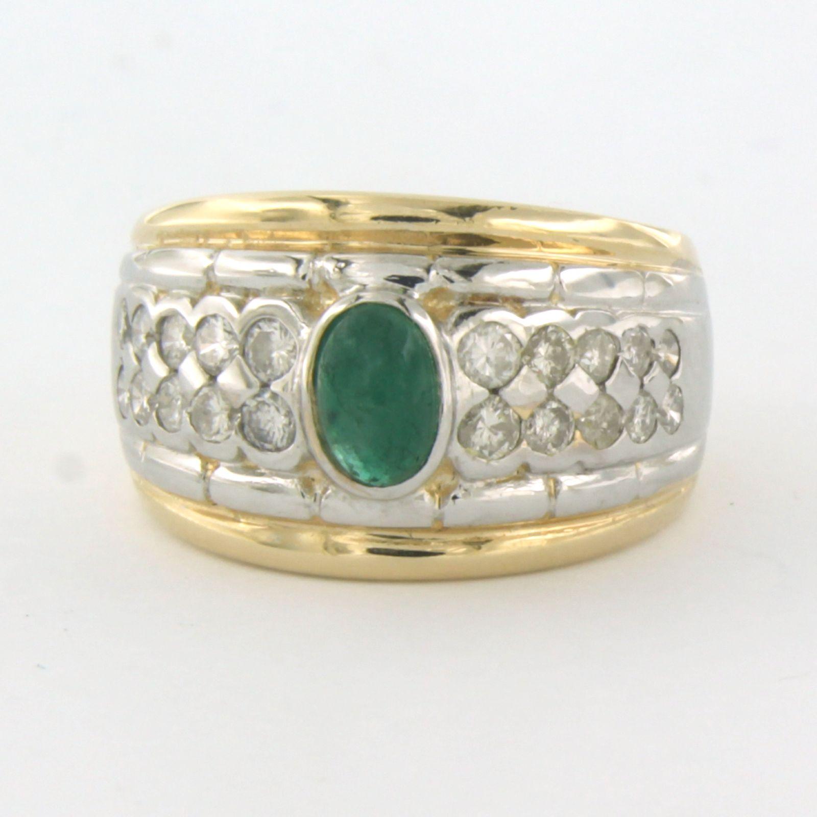 14k bicolour gold ring set with emerald and brilliant cut diamond, approximately 0.40 carats in total G/H - SI/P - ring size U.S. 6 -EU. 16.5(52)

Detailed description

the top of the ring is 1.2 cm wide and 5.9 mm high

Ring size US 6 - EU.