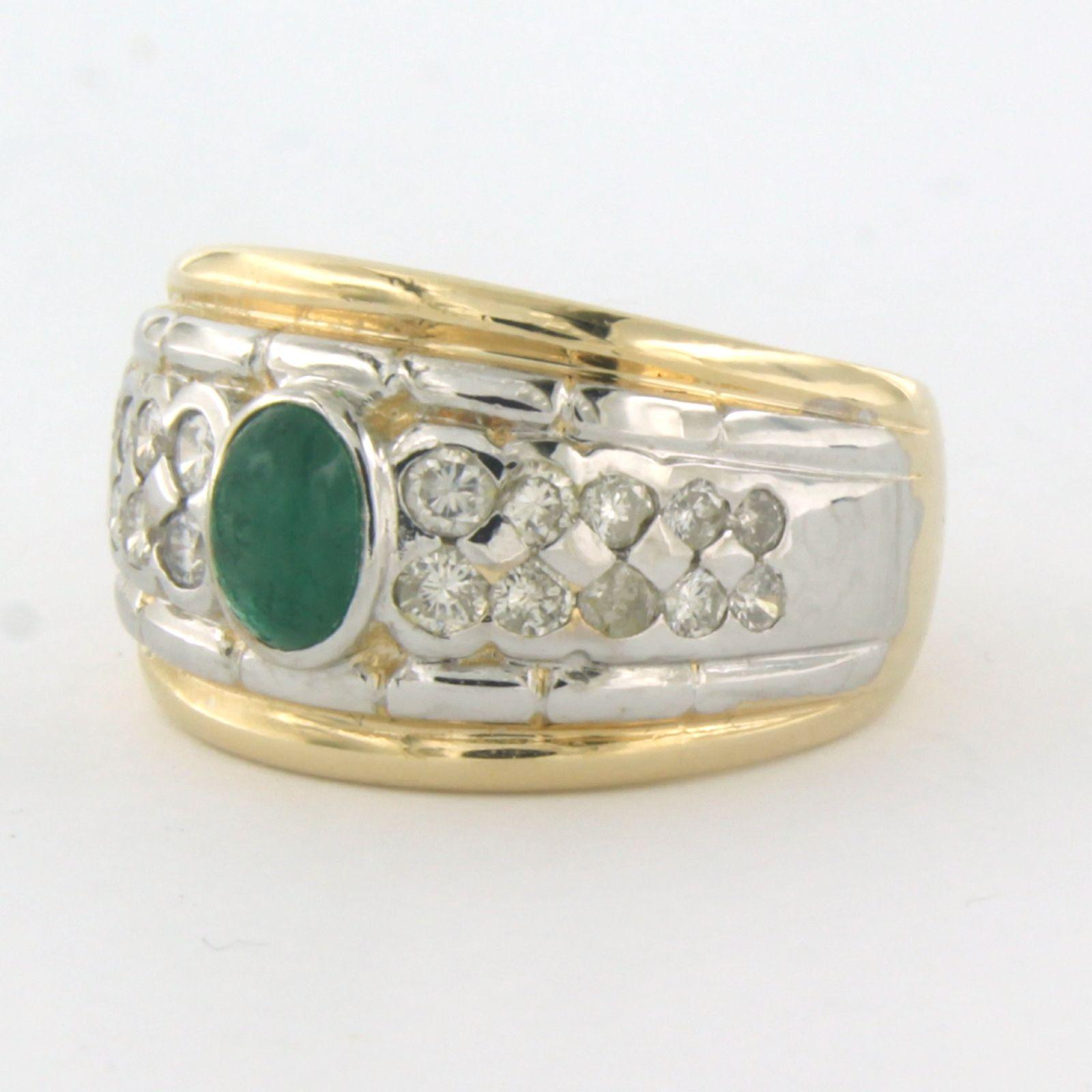Brilliant Cut Ring with emerald and diamonds 14k bocolour gold For Sale