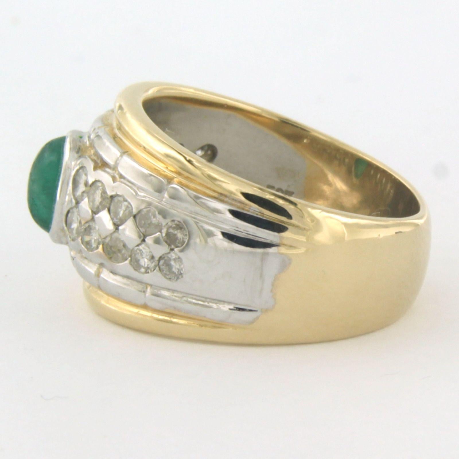 Ring with emerald and diamonds 14k bocolour gold In Excellent Condition For Sale In The Hague, ZH