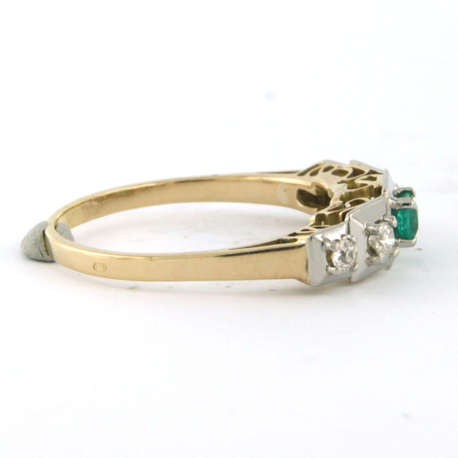 Art déco Bague avec émeraude et diamants de taille européenne ancienne jusqu'à 0,26ct Or 14k 4,5 grammes en vente