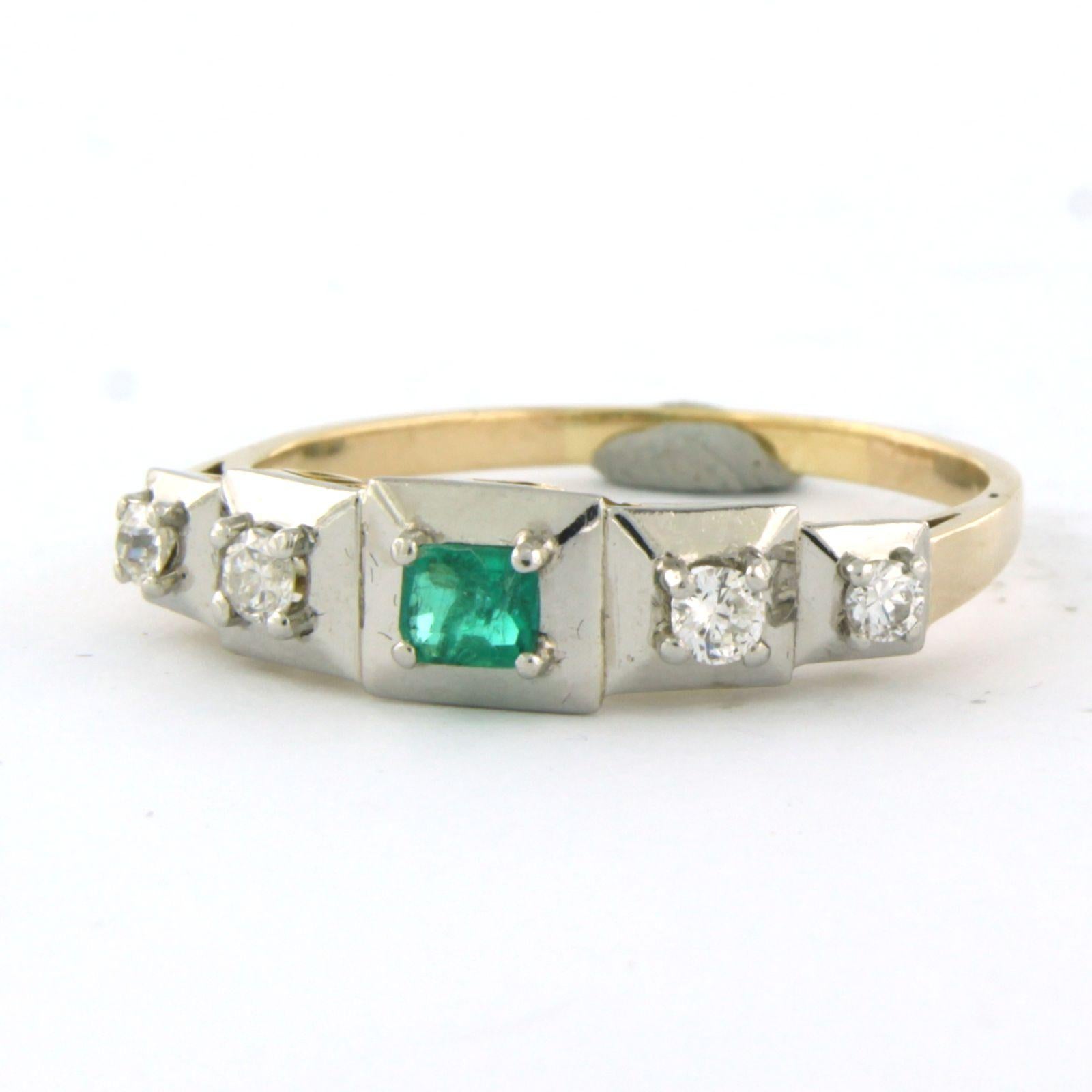 Bague avec émeraude et diamants de taille européenne ancienne jusqu'à 0,26ct Or 14k 4,5 grammes Excellent état - En vente à The Hague, ZH