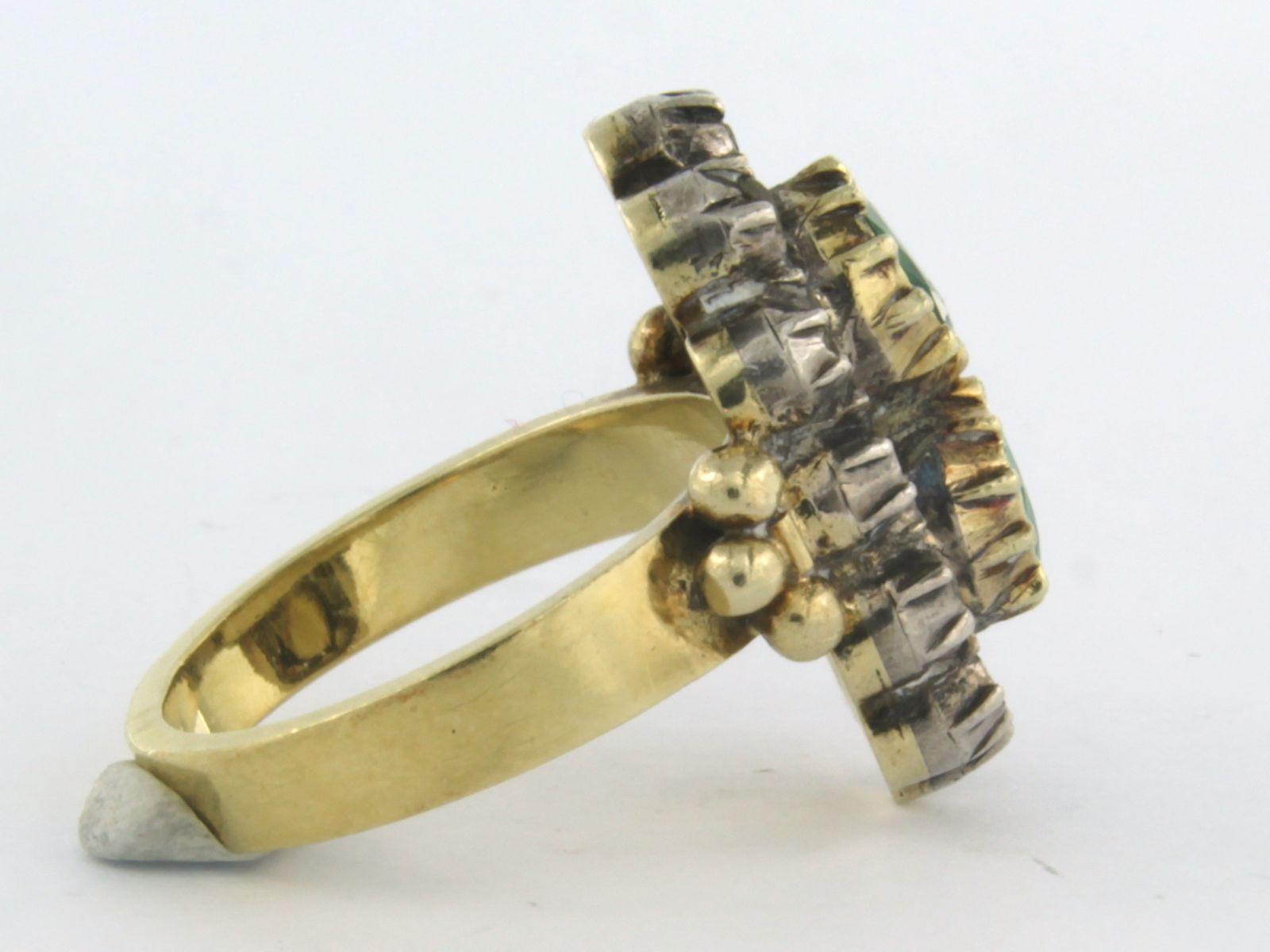 Ring with emerald and rose cut diamonds up to 0.15ct 18k gold and silver (Rosenschliff) im Angebot