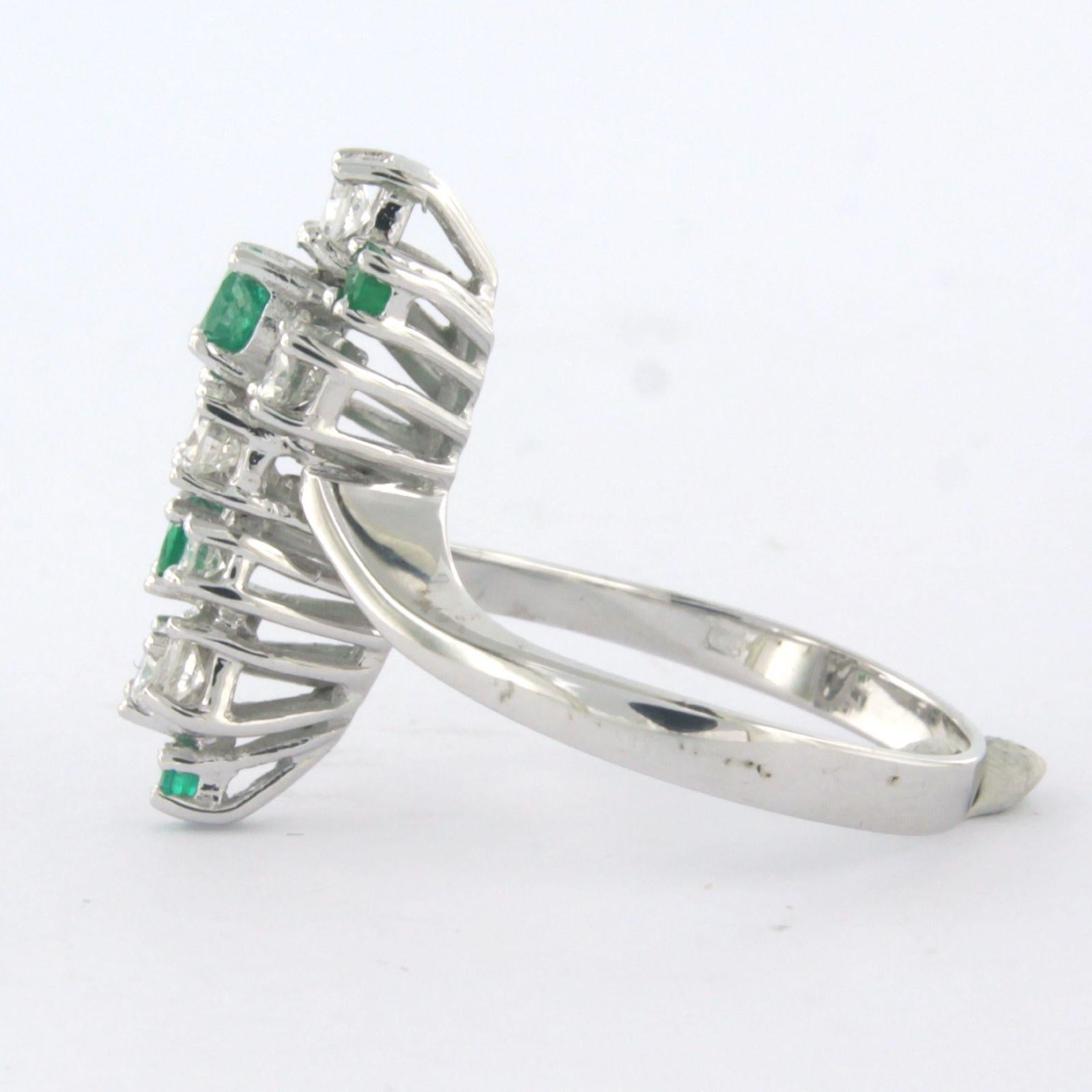Ring with emerald, brilliant and marquis cut diamond up to 0.85ct 14k white gold In condizioni ottime in vendita a The Hague, ZH