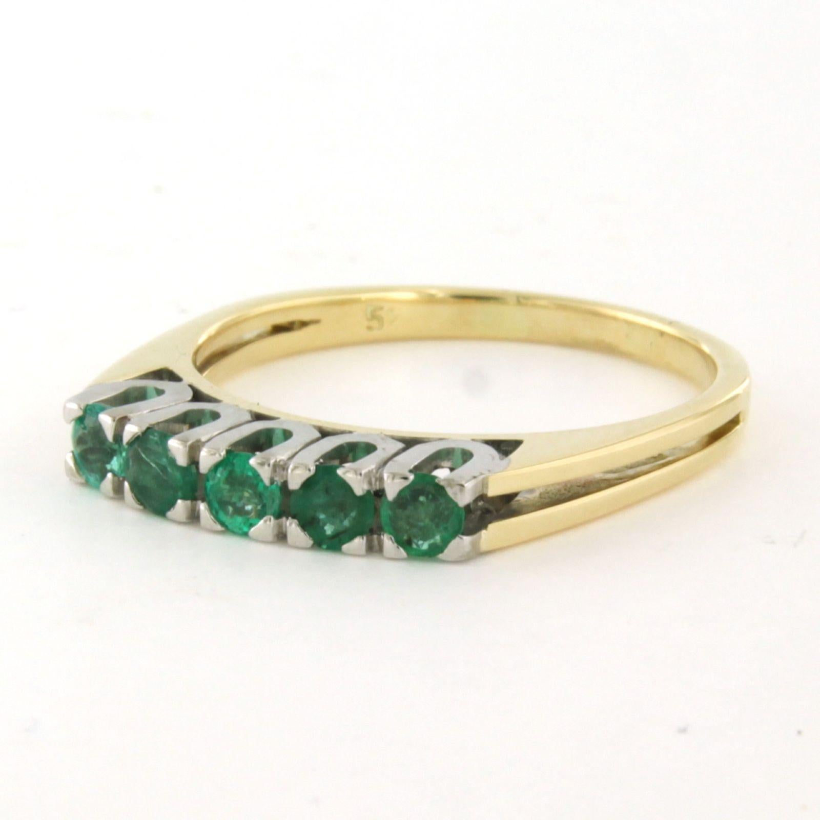 Bague avec émeraude jusqu'à 0,50ct 3,9 grammes Or bicolore 14k Excellent état - En vente à The Hague, ZH