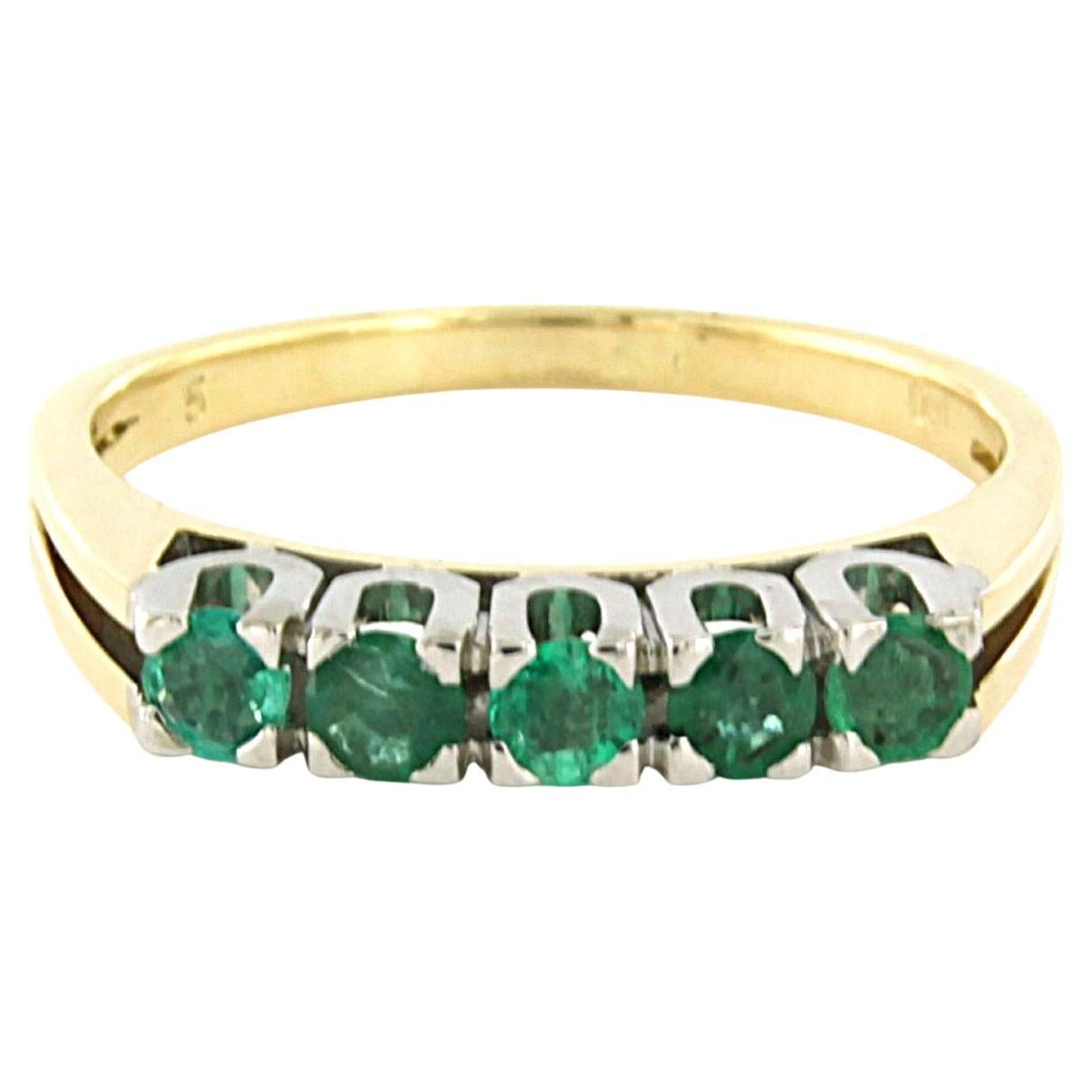 Bague avec émeraude jusqu'à 0,50ct 3,9 grammes Or bicolore 14k en vente