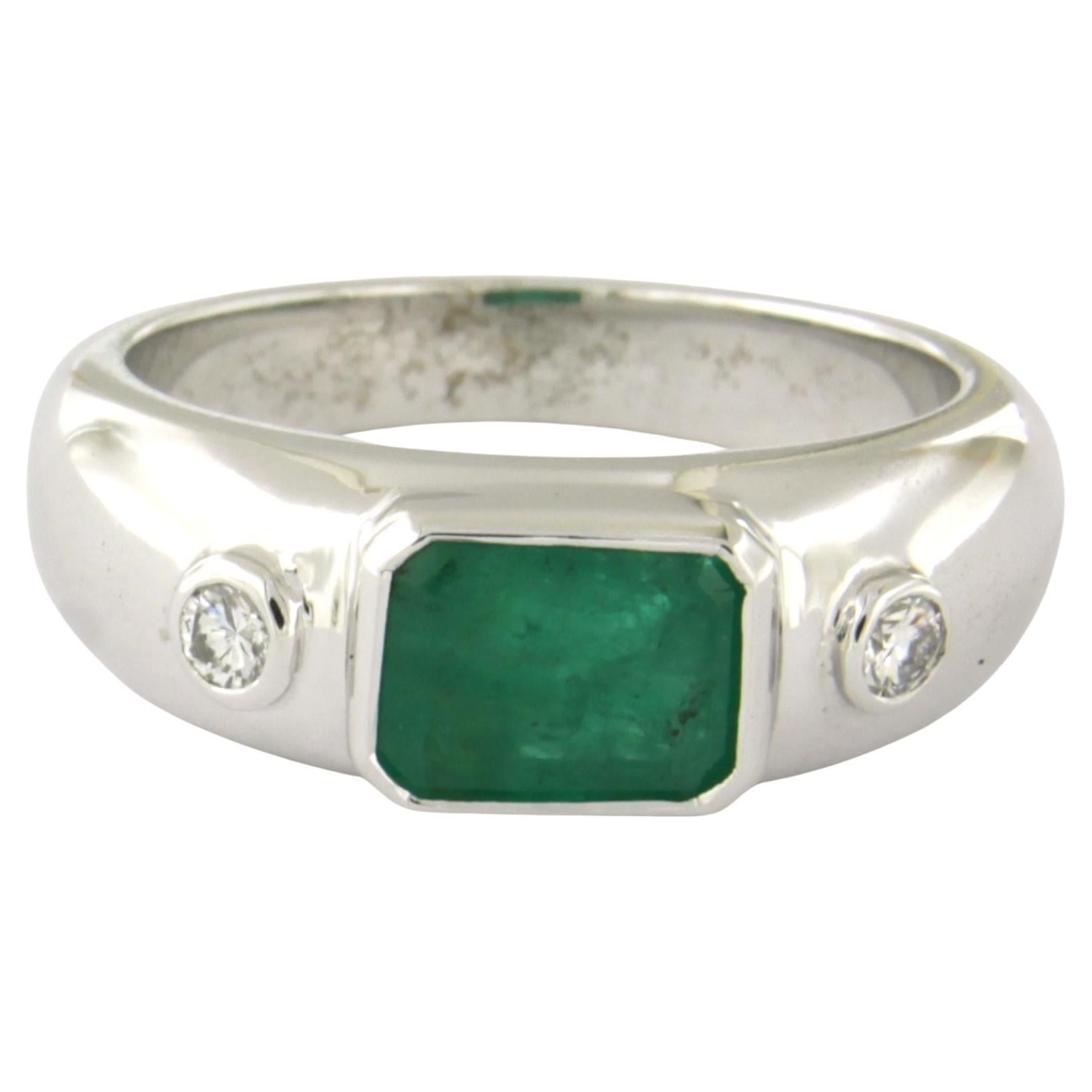 Ring with emerald up to 1.00ct and brilliant cut diamonds up to 0.16ct 14k gold For Sale