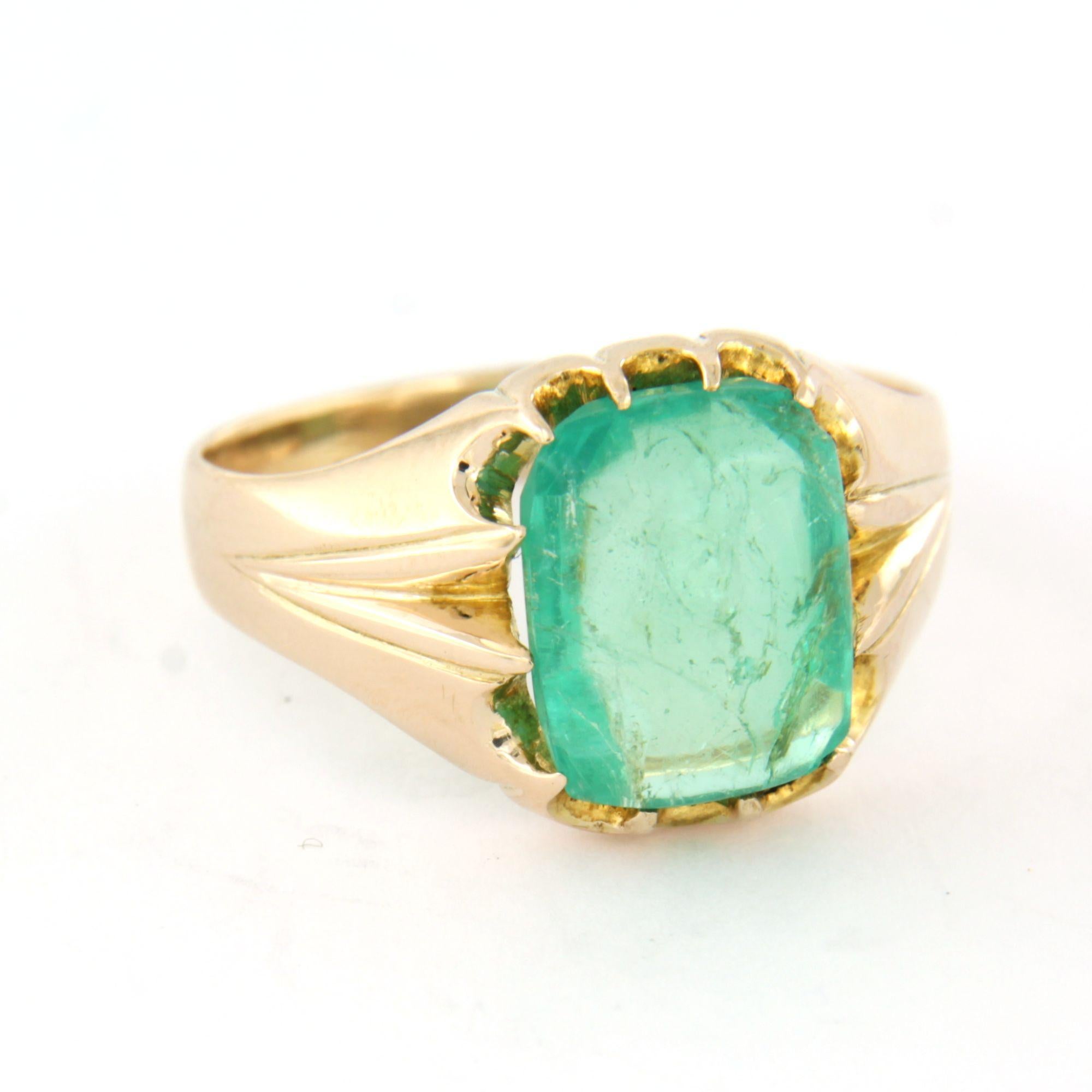 Ring aus 10 Karat Roségold mit Smaragd besetzt, insgesamt ca. 2,20 Karat - Ringgröße US 8,75 - EU 18,75 (59)

Ausführliche Beschreibung:

Die Oberseite des Rings ist 1,3 cm breit und 5,0 mm hoch.

Ringgröße US 8.75 - EU 18.75 (59). Der Ring kann zum