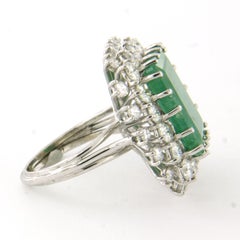 Ring with emerald up to 5.00ct and brilliant cut diamonds up to 4.00ct 14k gold