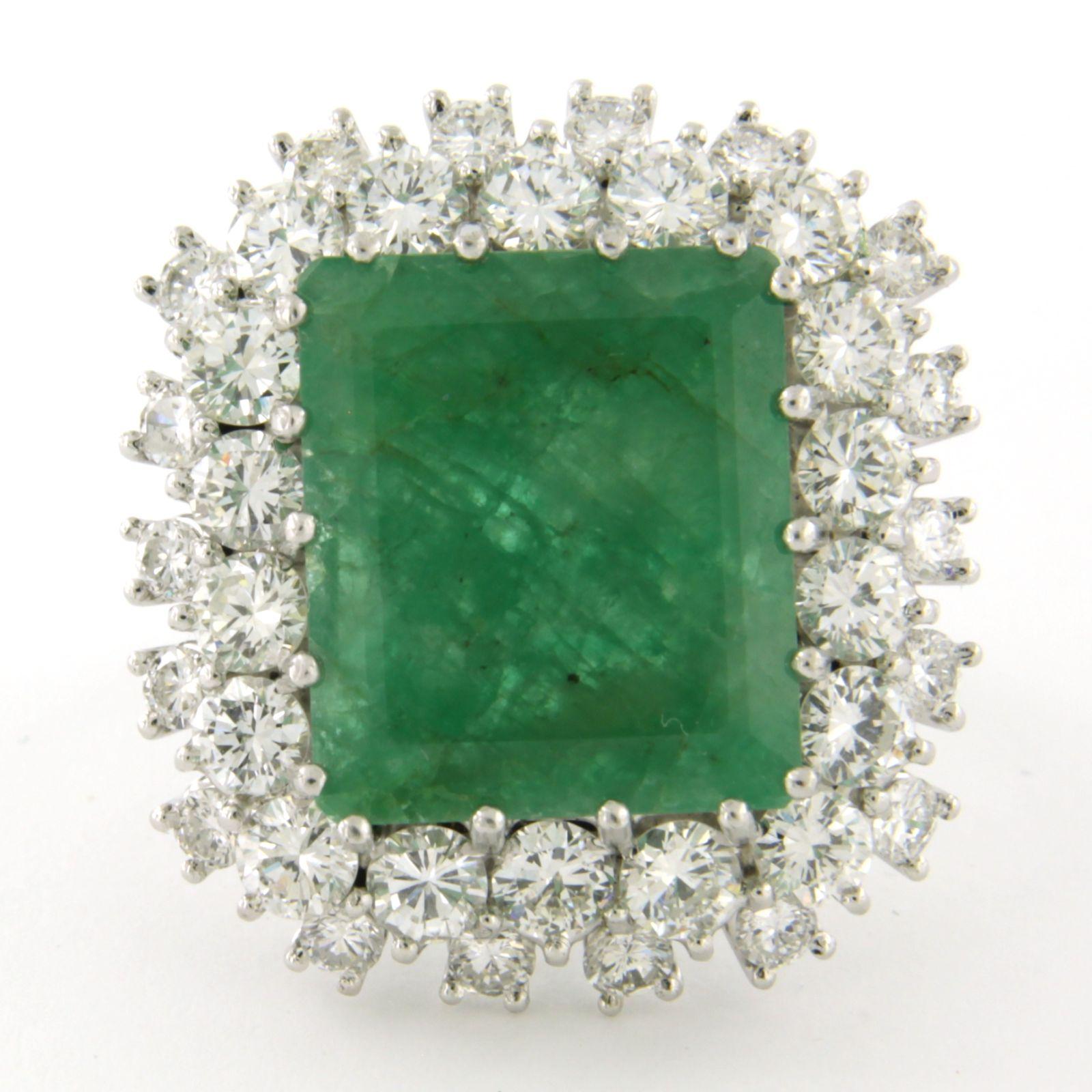 Ring mit Smaragd bis zu 5,00ct und Diamanten im Brillantschliff bis zu 4,00ct 14k Gold im Angebot 2