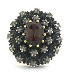 Ring with garnet and rose cut diamonds 18k gold and silver 11.2 grams