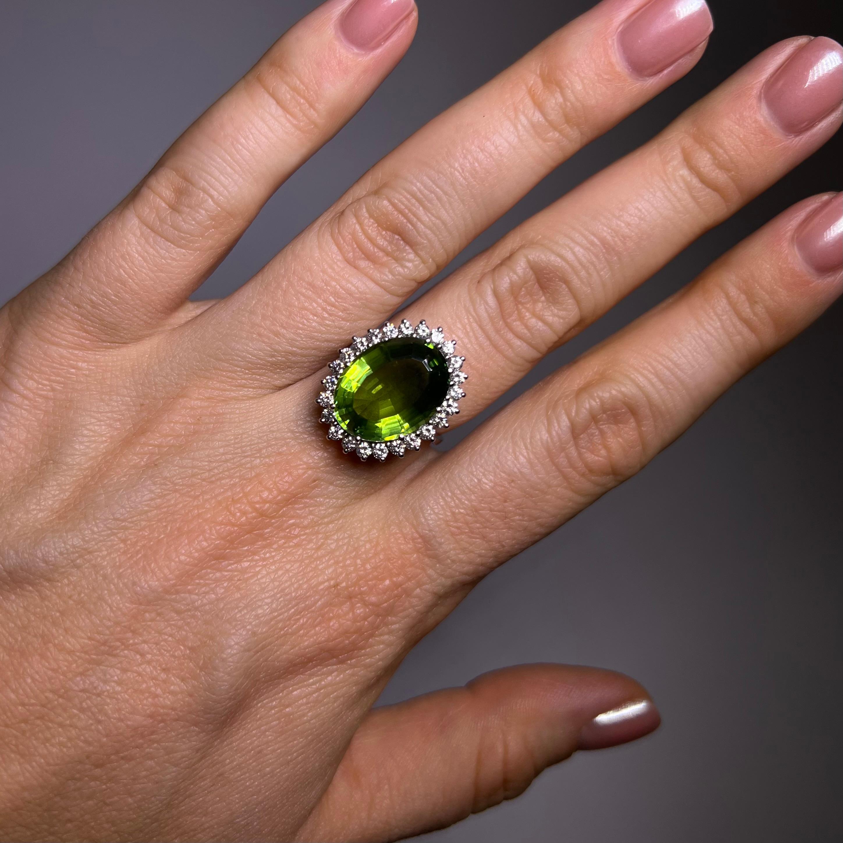 Women's or Men's Ring with Green Tourmaline and Diamonds in 18 Karat White Gold  For Sale