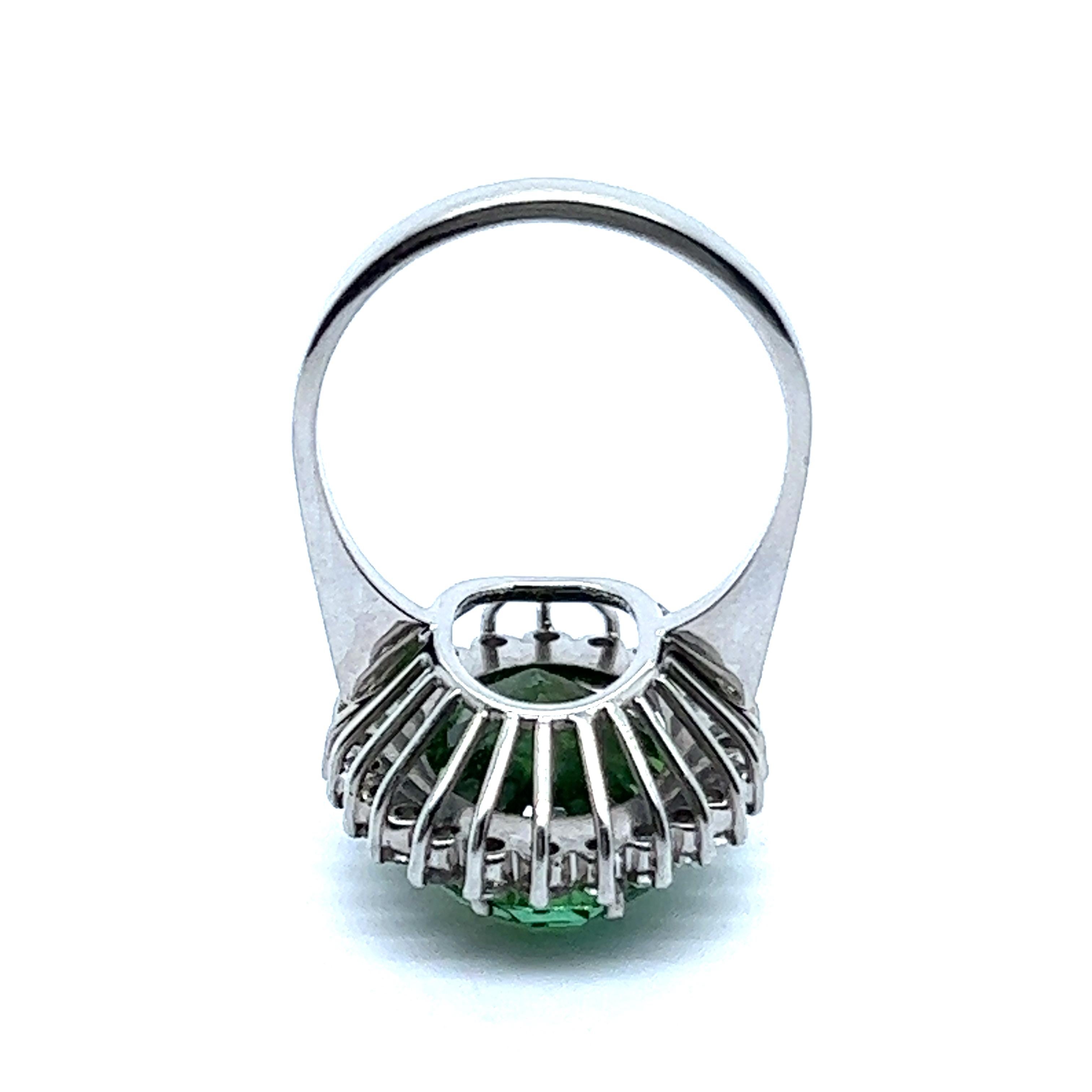 Ring with Green Tourmaline and Diamonds in 18 Karat White Gold  For Sale 2