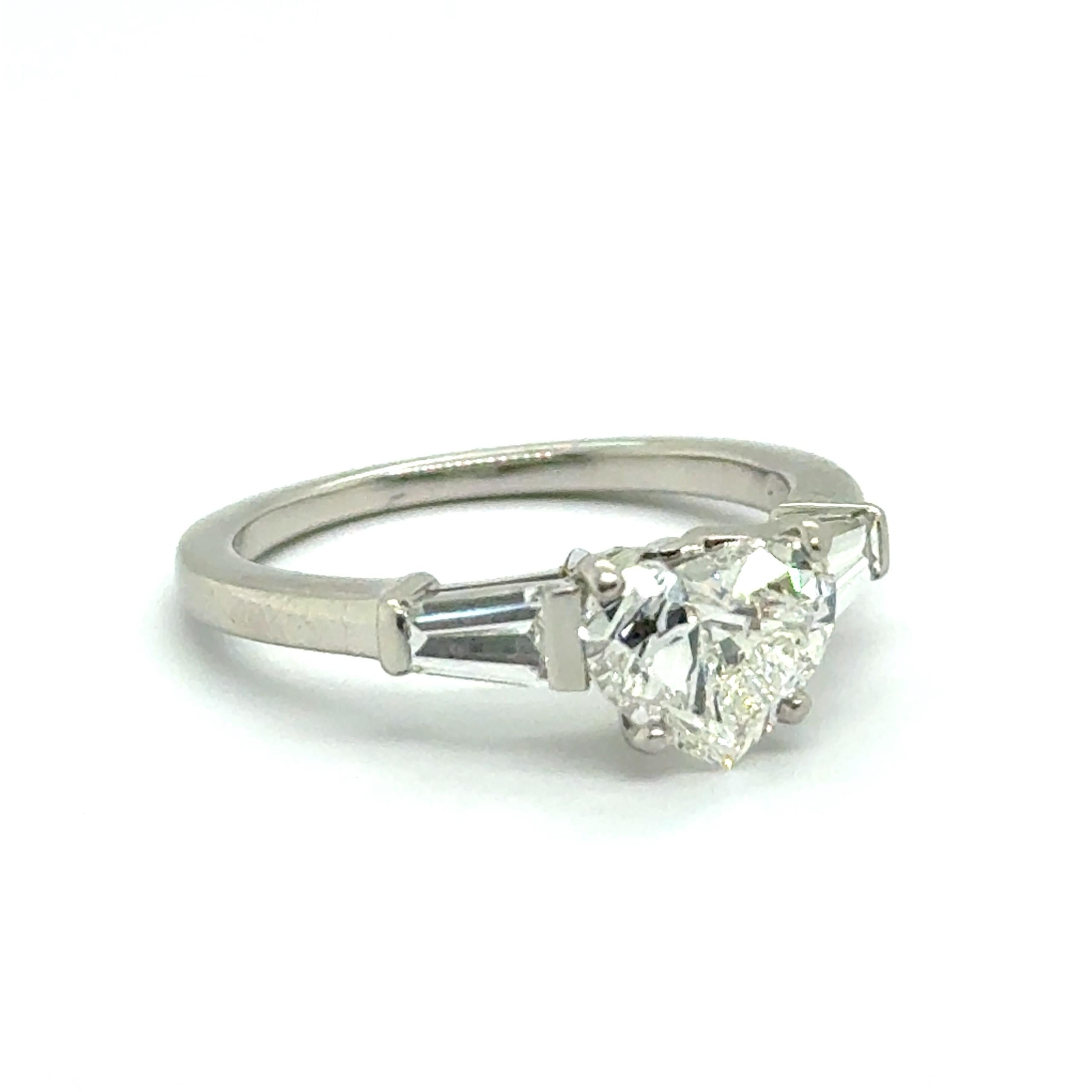 Ring with Heart Shaped Diamond in Platinum 950 by Bvlgari For Sale 5