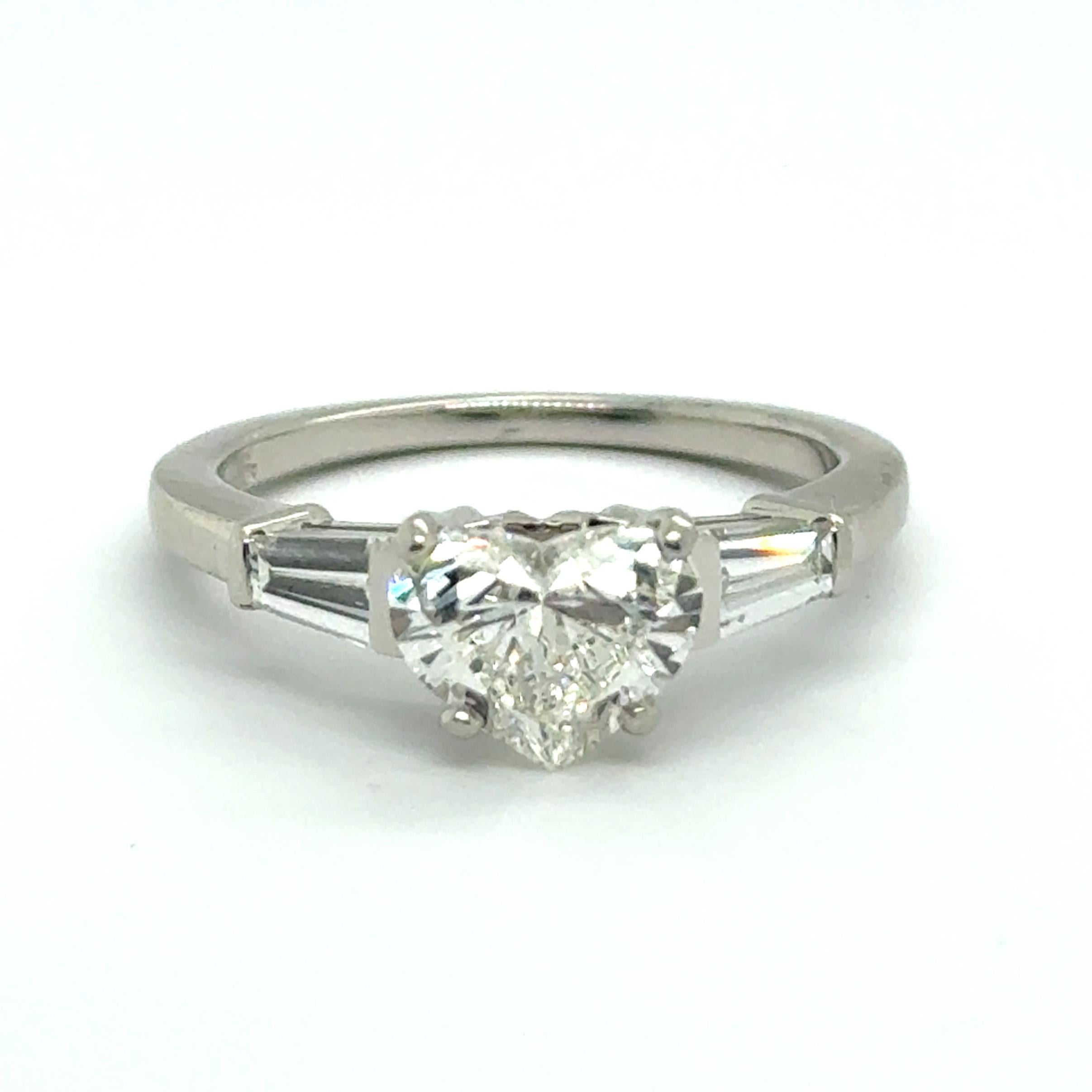 Women's or Men's Ring with Heart Shaped Diamond in Platinum 950 by Bvlgari For Sale
