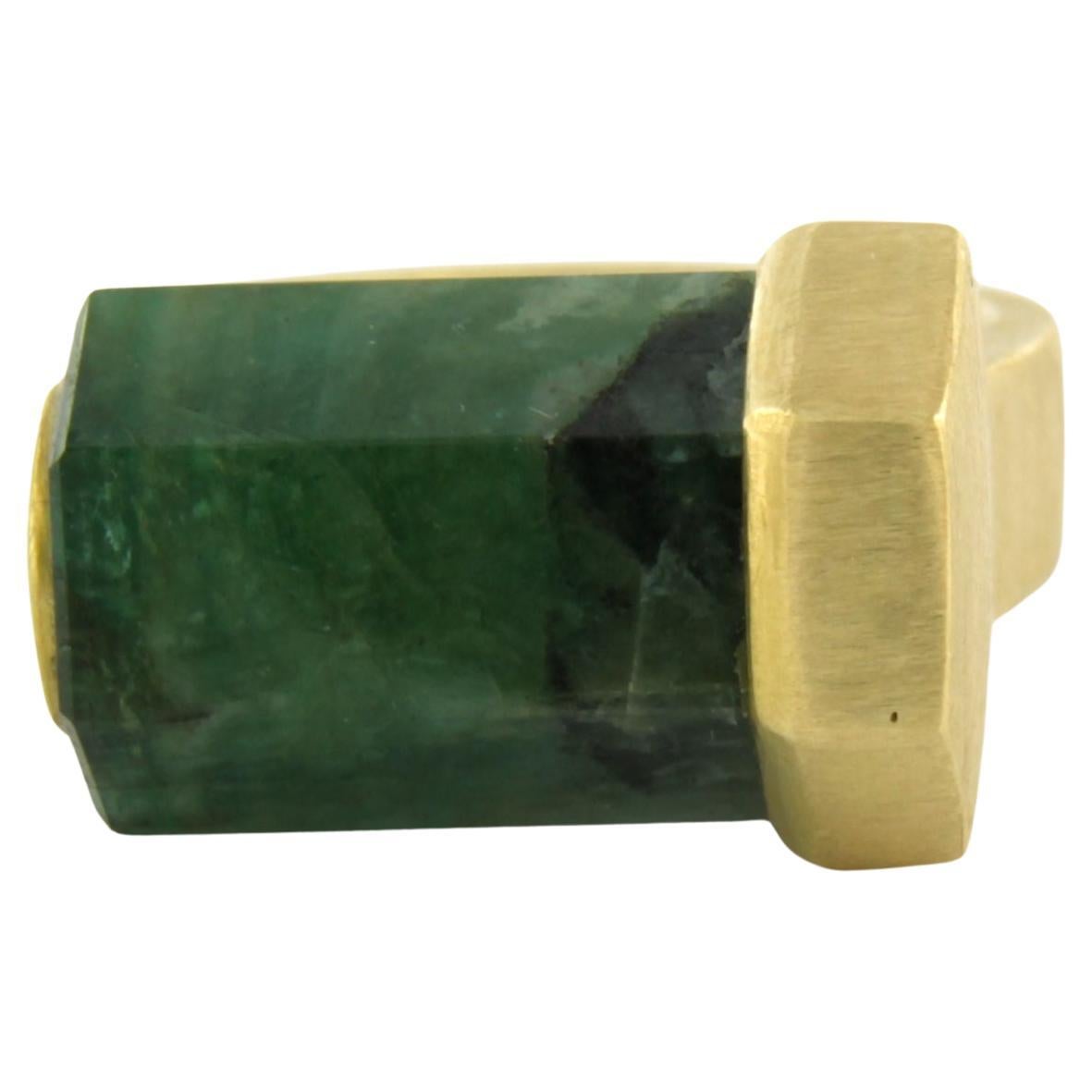 Ring with Jade 18k yellow gold
