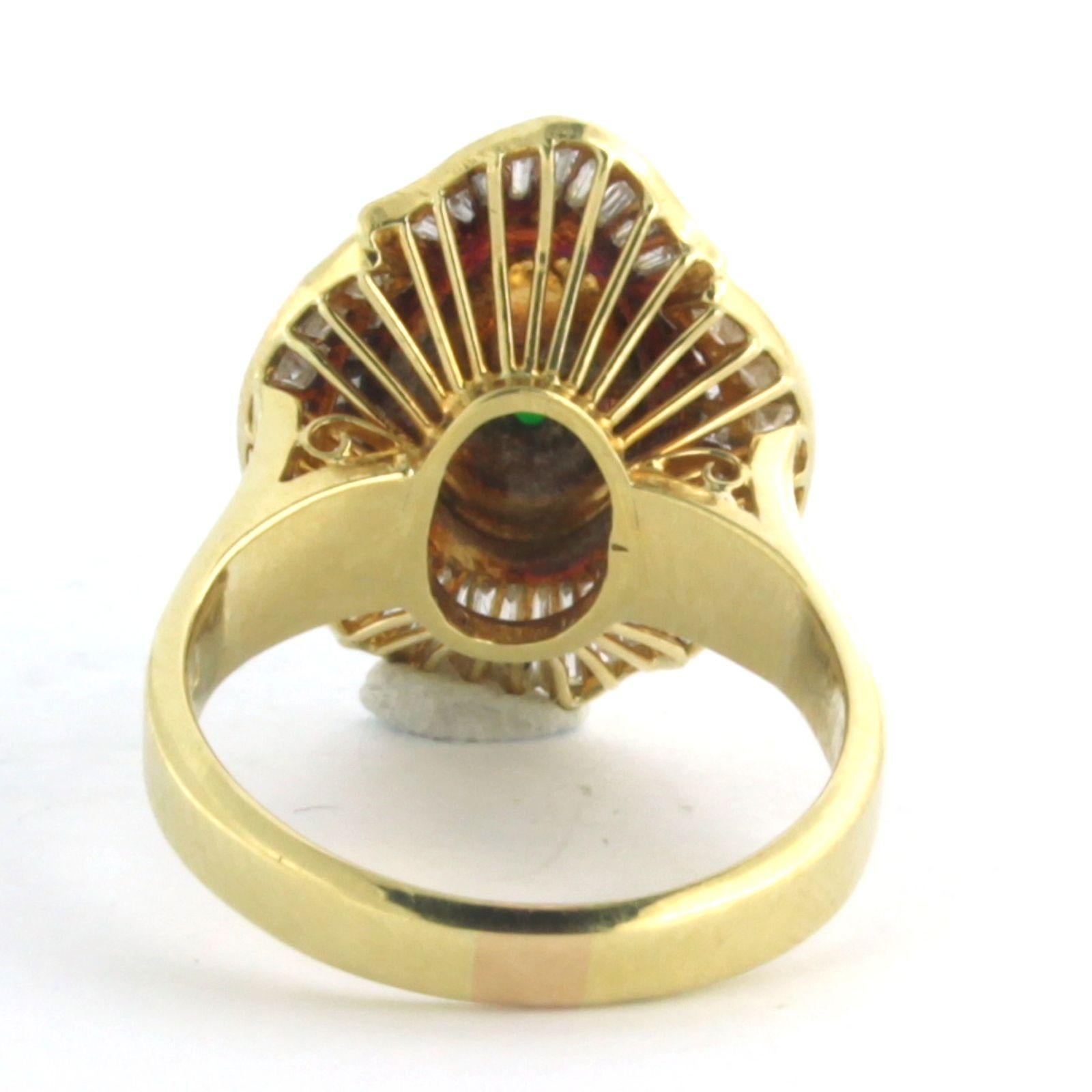 Ring with jade and diamonds 18k yellow gold For Sale 2