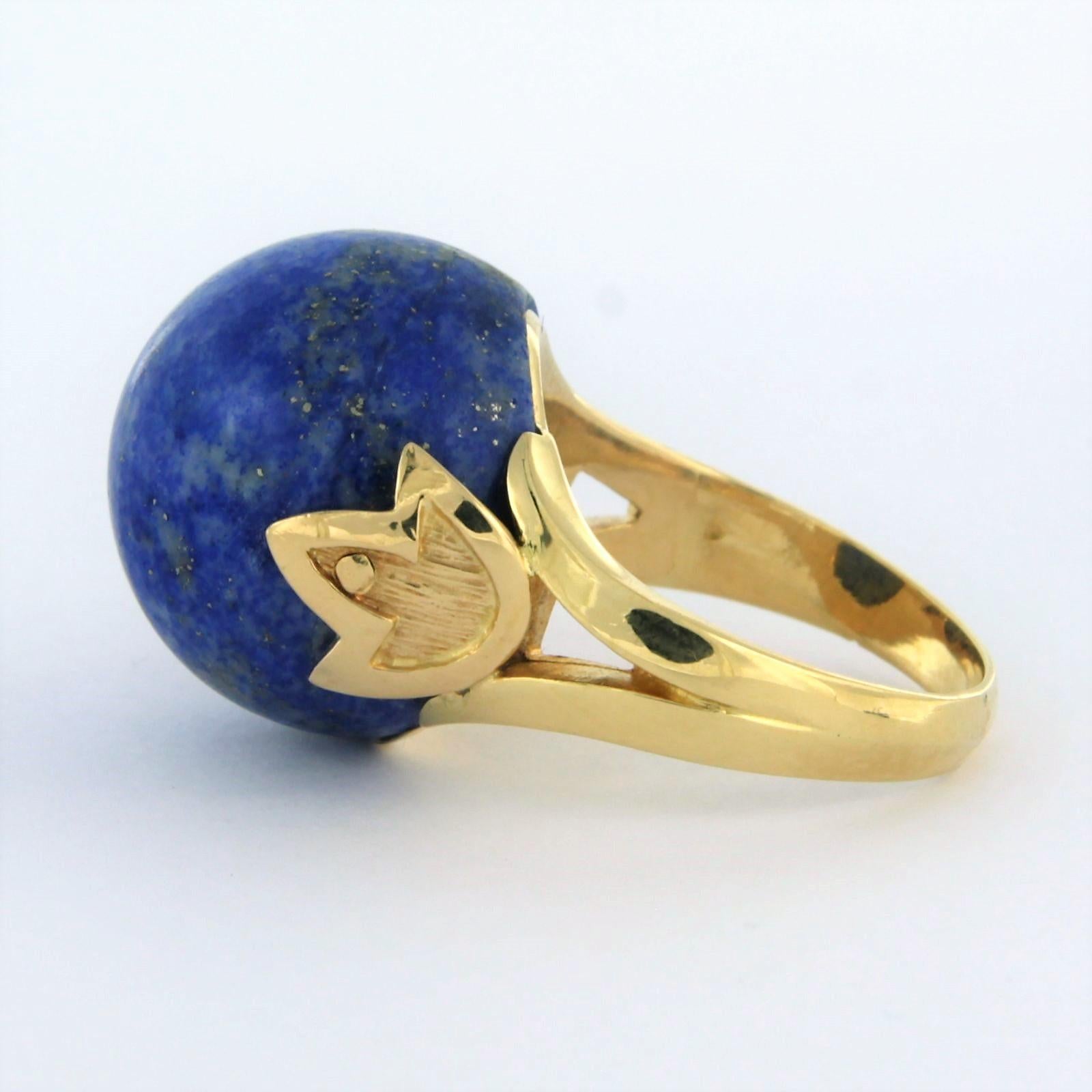 18k yellow gold ring with a French lily motif set with a ball shape lapis lazuli -14.3 grams - ring size US 8.5 - EU 18.5 (58)

detailed description:

The top of the ring is 1.8 cm wide and 1.3 cm high

Ring size US 8.5 - EU 18.5 (58), ring can be