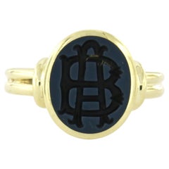 Ring with layered stone 14k gold 5.6 grams