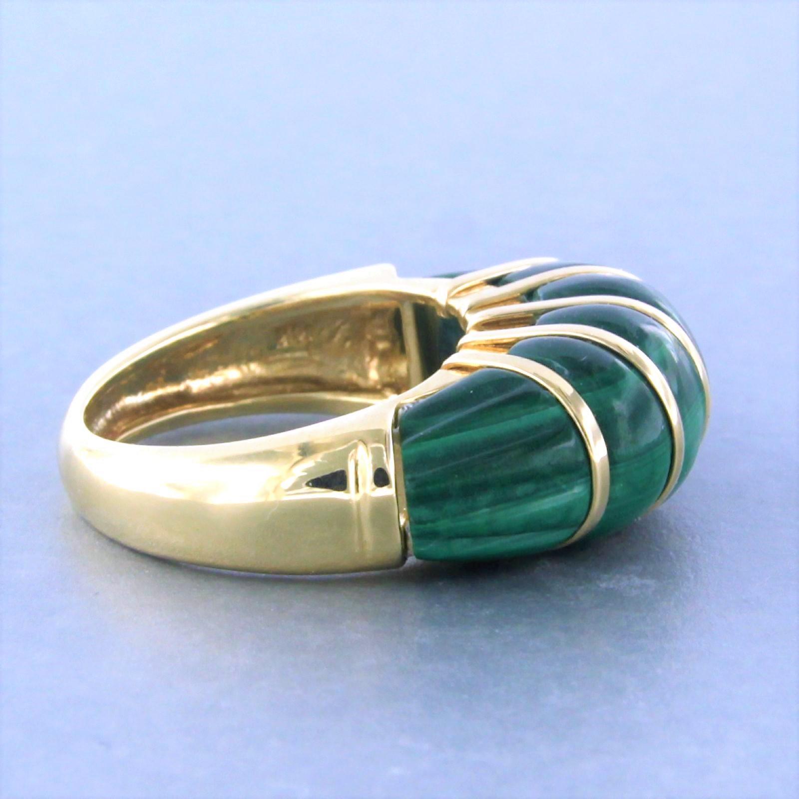 Women's Ring with Malachite 14k yellow gold For Sale
