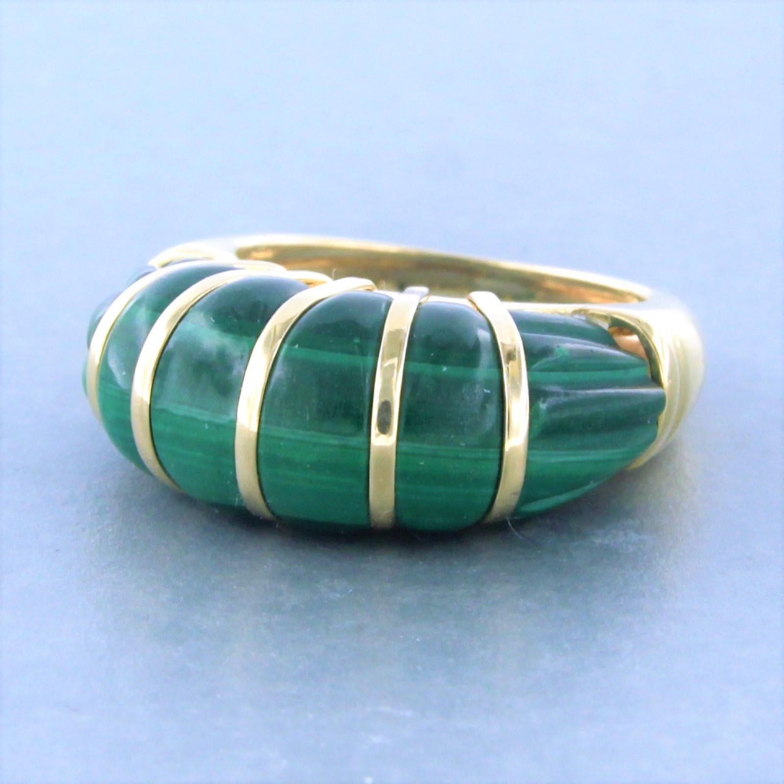 Ring with Malachite 14k yellow gold For Sale 1