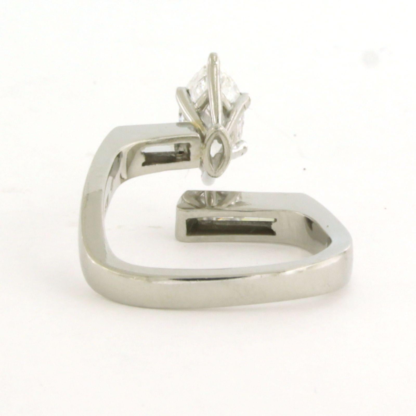 Ring with marquise and baguette shaped diamonds up to 1.40ct platinum 8.0 grams In Excellent Condition For Sale In The Hague, ZH