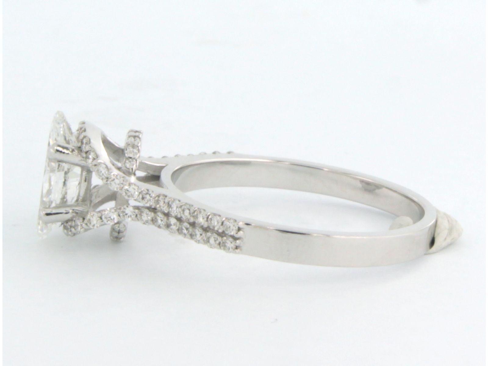 Ring mit Diamanten im Marquise- und Brillantschliff bis zu 0,93 Karat 14k Weißgold (Moderne) im Angebot