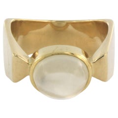 Anillo con piedra lunar 14k oro amarillo 12,0 gramos