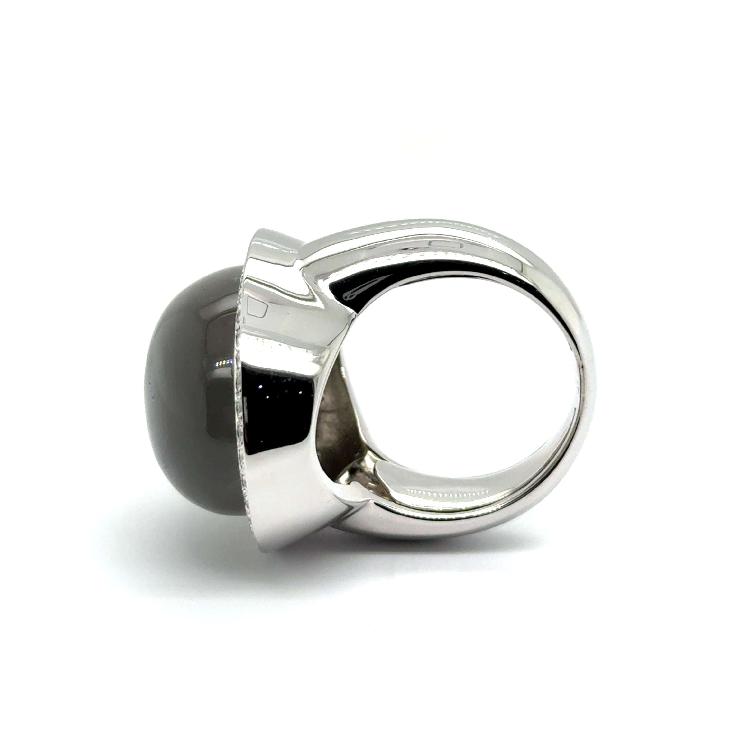 Ring with Moonstone & Diamonds in 18 Karat White Gold For Sale 7