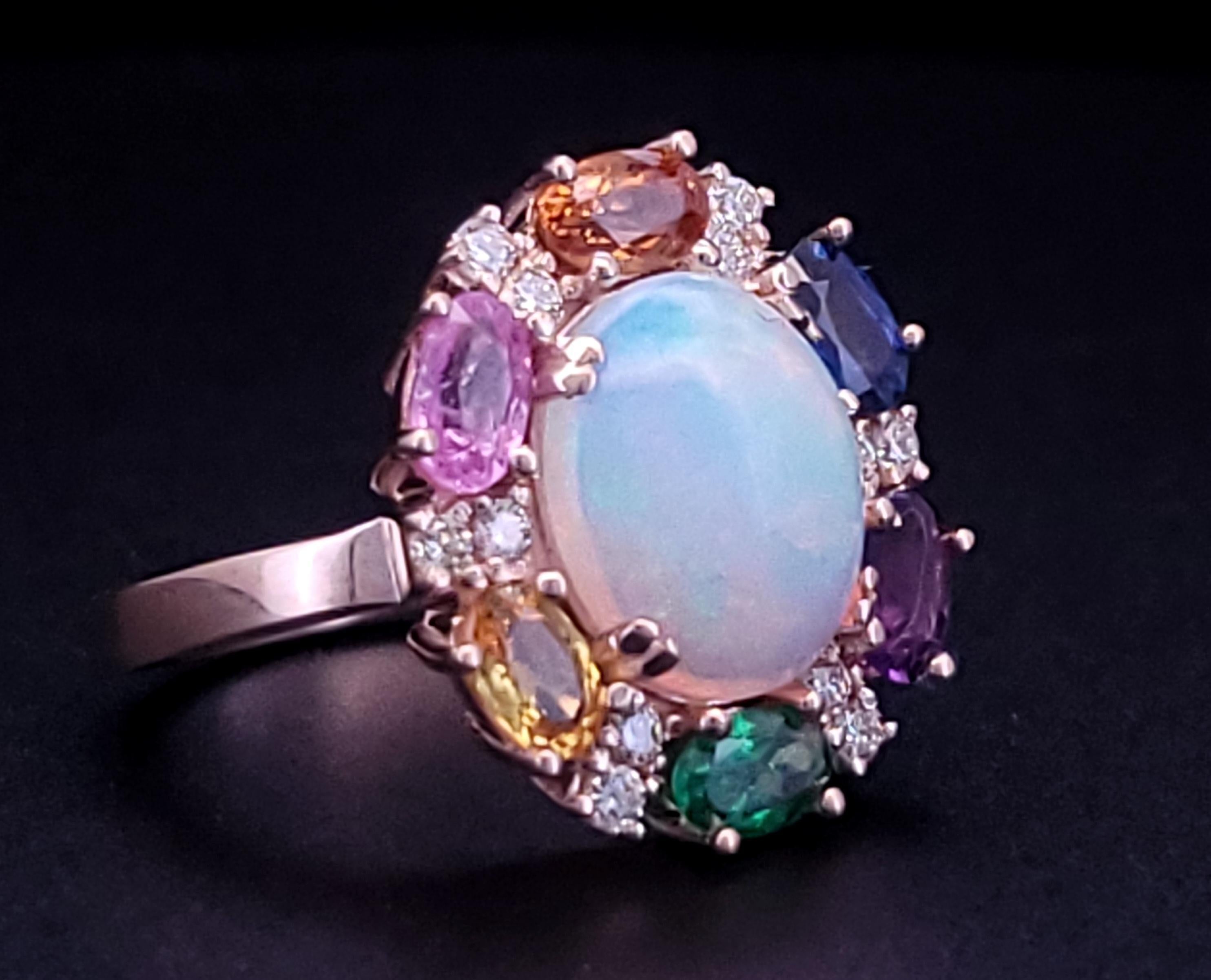 Oval Cut 14K Rose Gold Ring with MOP & Diamonds Size 6 For Sale