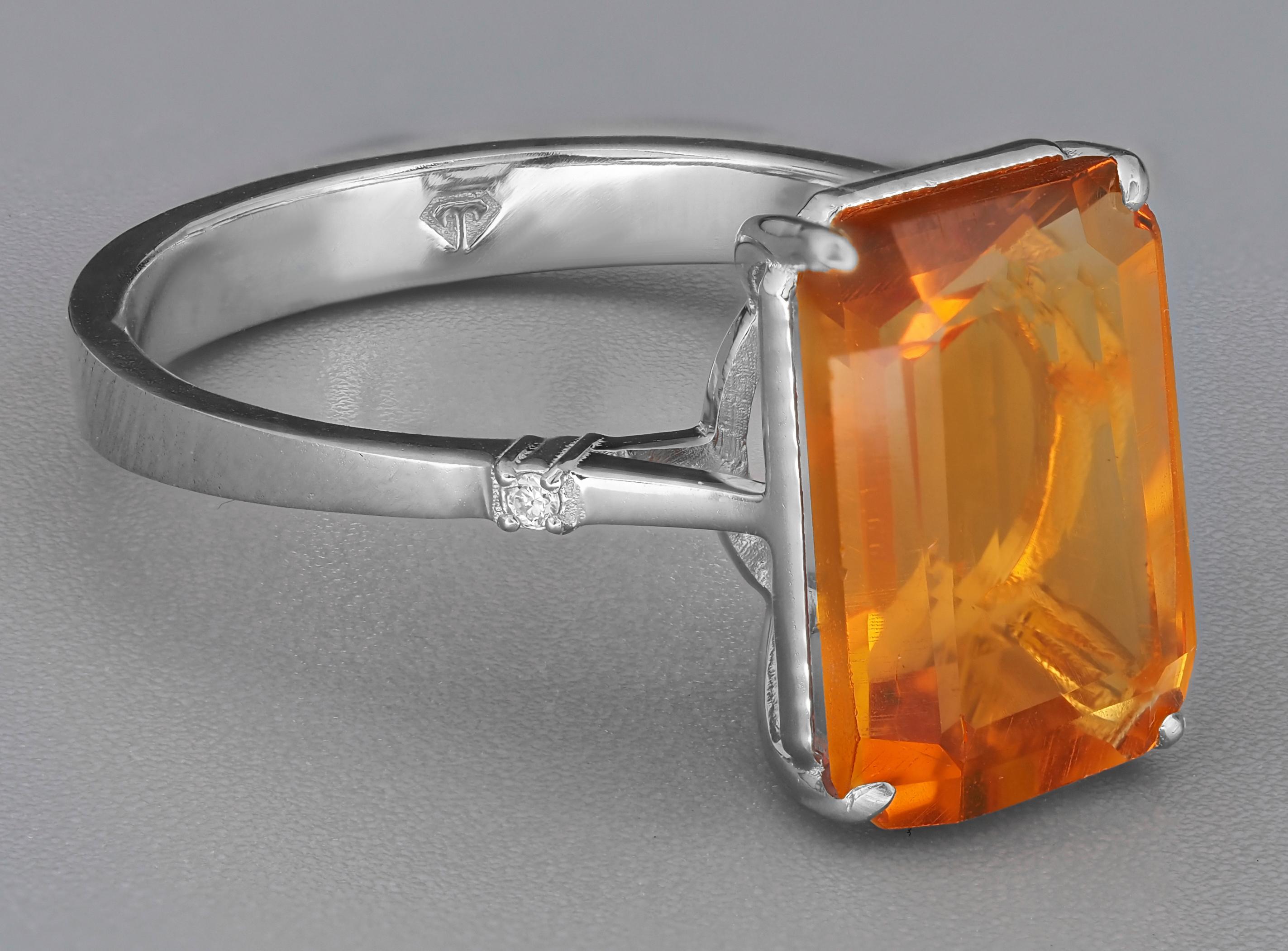 Modern Ring with Natural Citrine and Diamonds For Sale