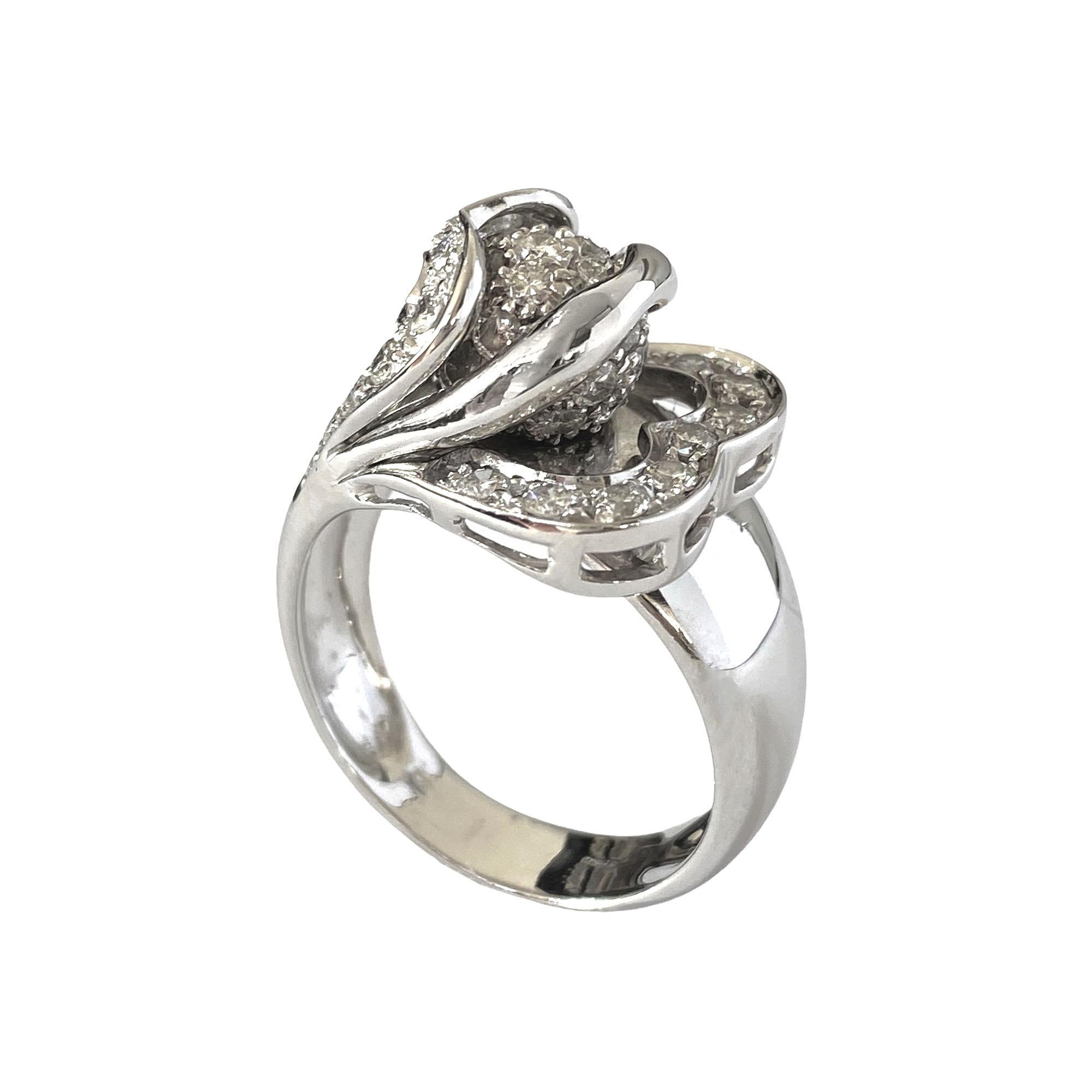 Modern Ring with Natural Diamonds, 18kt White Gold, Made in Italy, Vintage For Sale