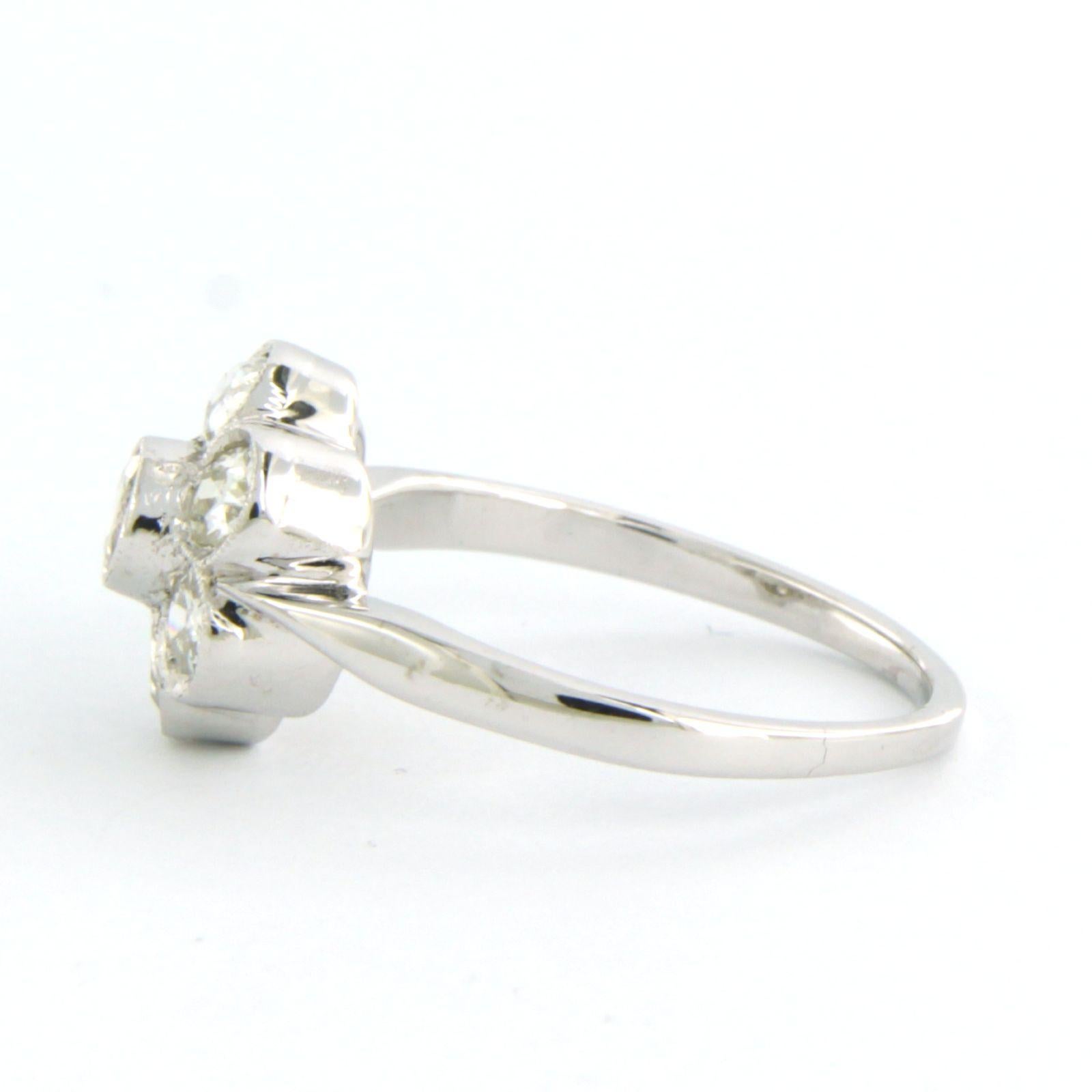 Moderno Whiting con diamanti antichi di taglio europeo fino a 0,70 carati in oro bianco 14k 3,0 grammi in vendita