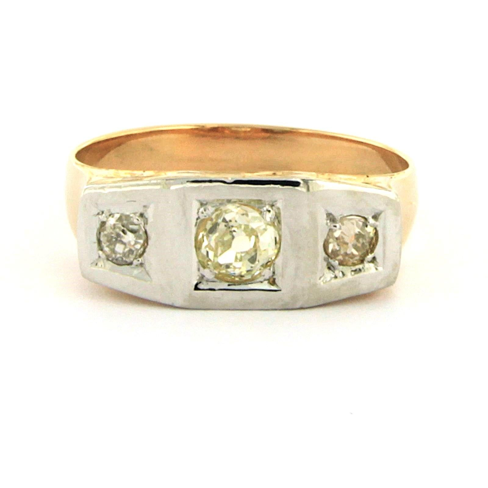 Anello in oro giallo 14k e platino 950pt con diamante taglio Bolscevico 0,40ct - K/L - SI/P - misura US 8 - EU 18,25 (57)

descrizione dettagliata

La parte superiore dell'anello è larga 7,2 cm e alta 3,4 mm.

peso 5,5 grammi

misura dell'anello US
