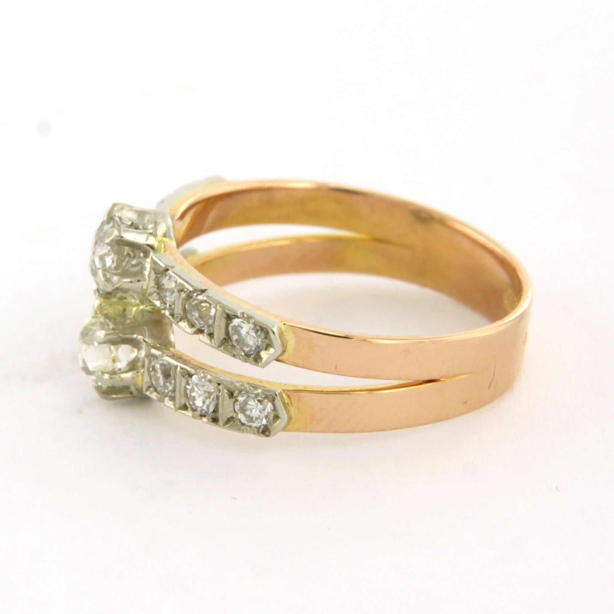 Bague en or et argent 18k avec un diamant taille ancienne jusqu'à 1,00 ct - G/H - SI - taille de bague US 7,25 - EU 17,5(55)

Description détaillée

La partie supérieure de l'anneau mesure 9,3 mm de large et 4,2 mm de haut.

Taille de la bague : US