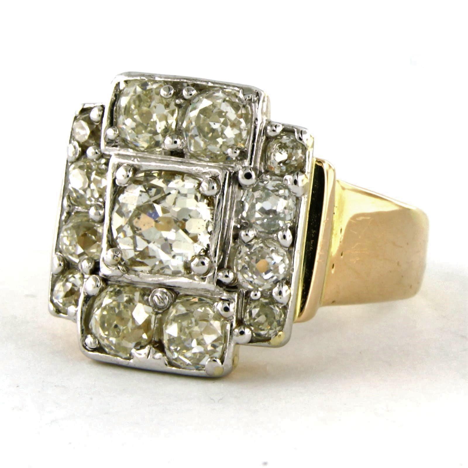 Rétro Bague avec diamants taille ancienne de 2,60 carats et or 18 carats avec Platina en vente