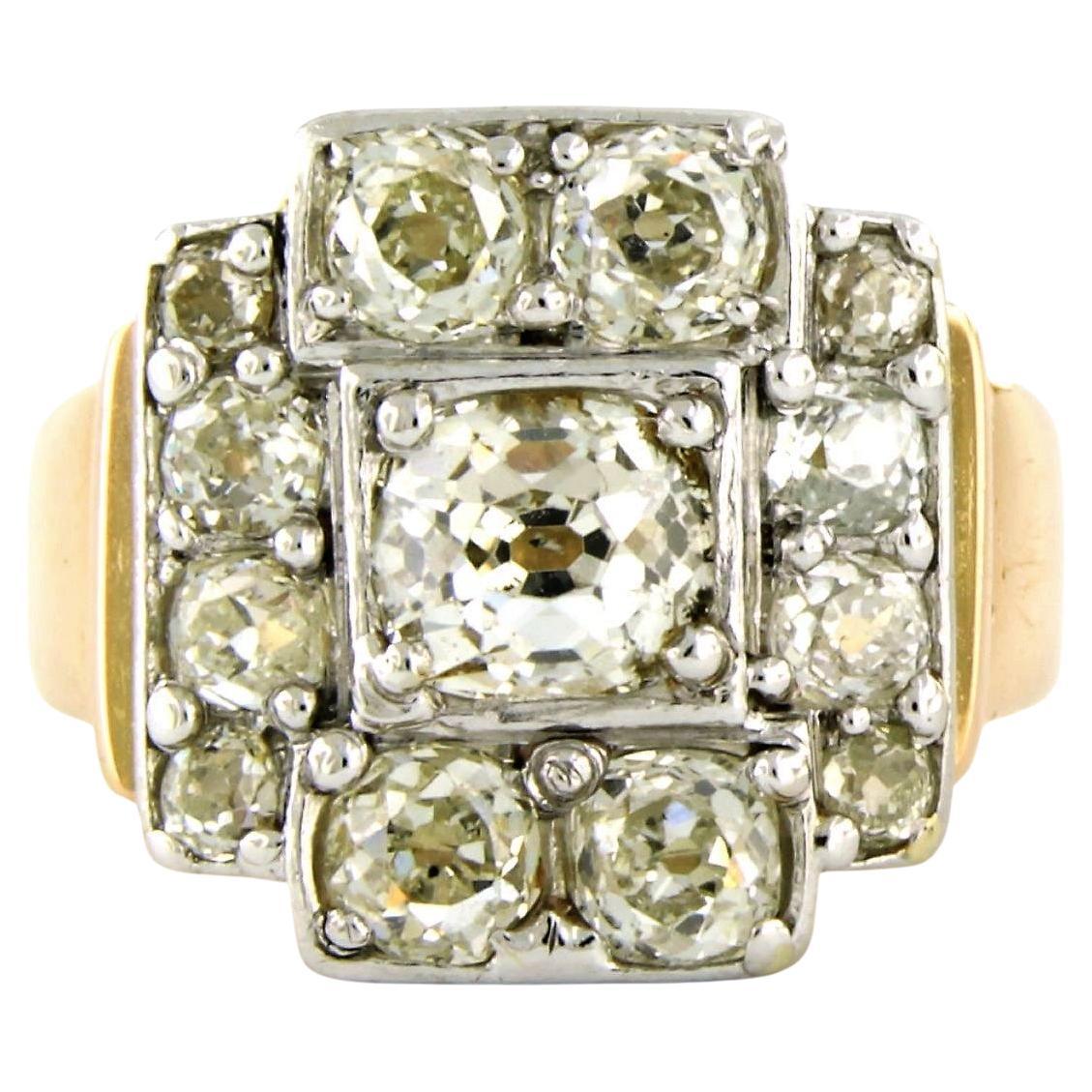 Ring with old mine cut diamonds up to 2.60ct 18k gold with Platina For Sale