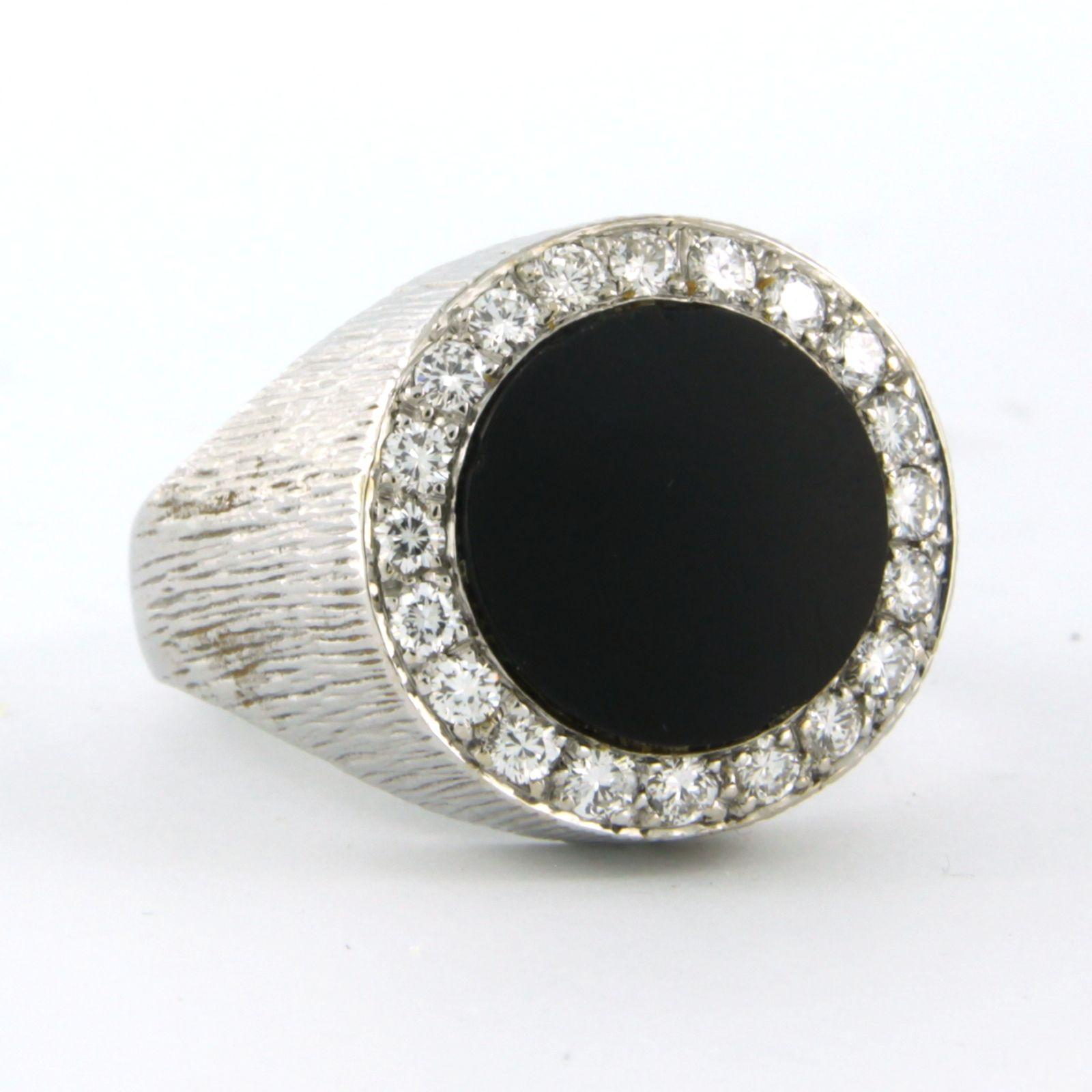 Bague avec onyx et diamants taille brillant jusqu'à 0,50ct 13,4 grammes Or 18k Excellent état - En vente à The Hague, ZH