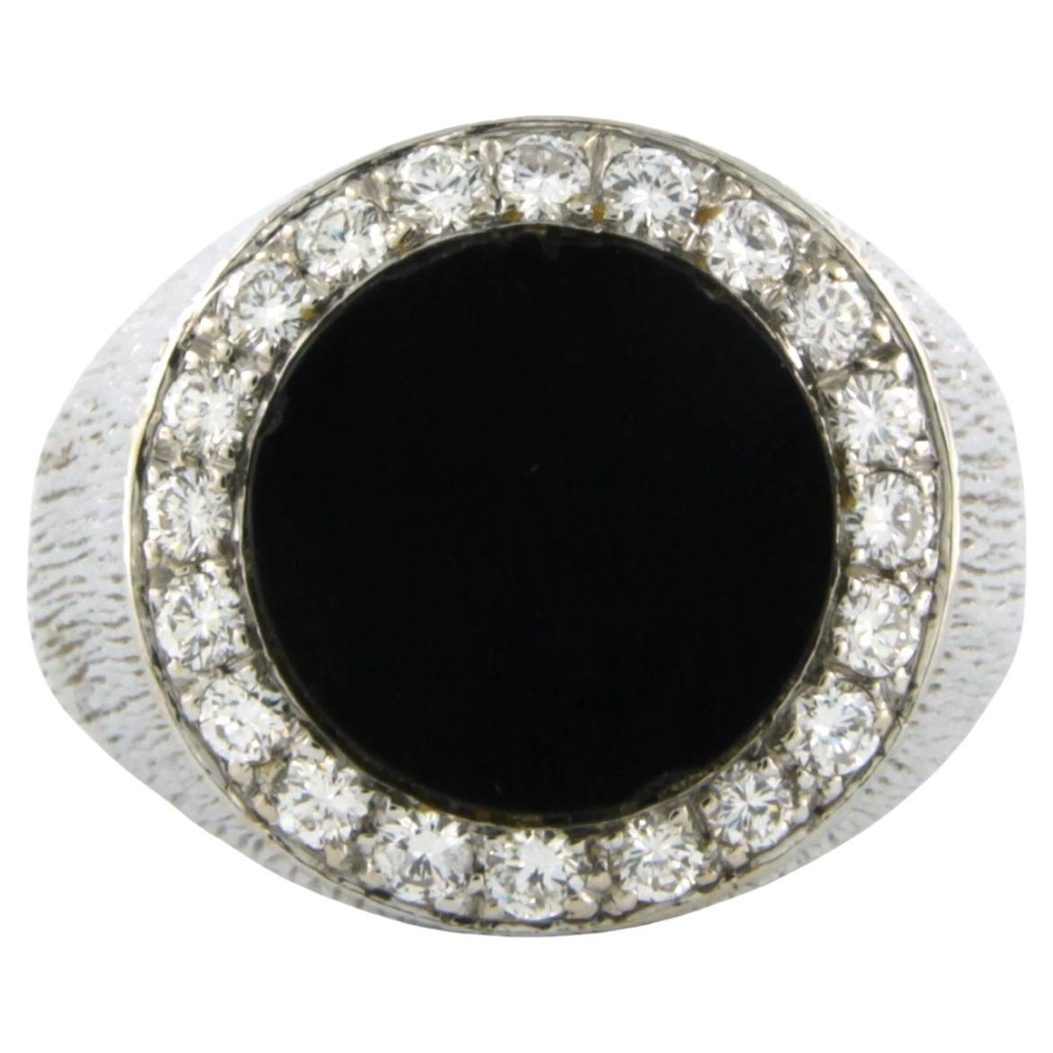 Ring with onyx and brilliant cut diamonds up to 0.50ct 18k white gold
