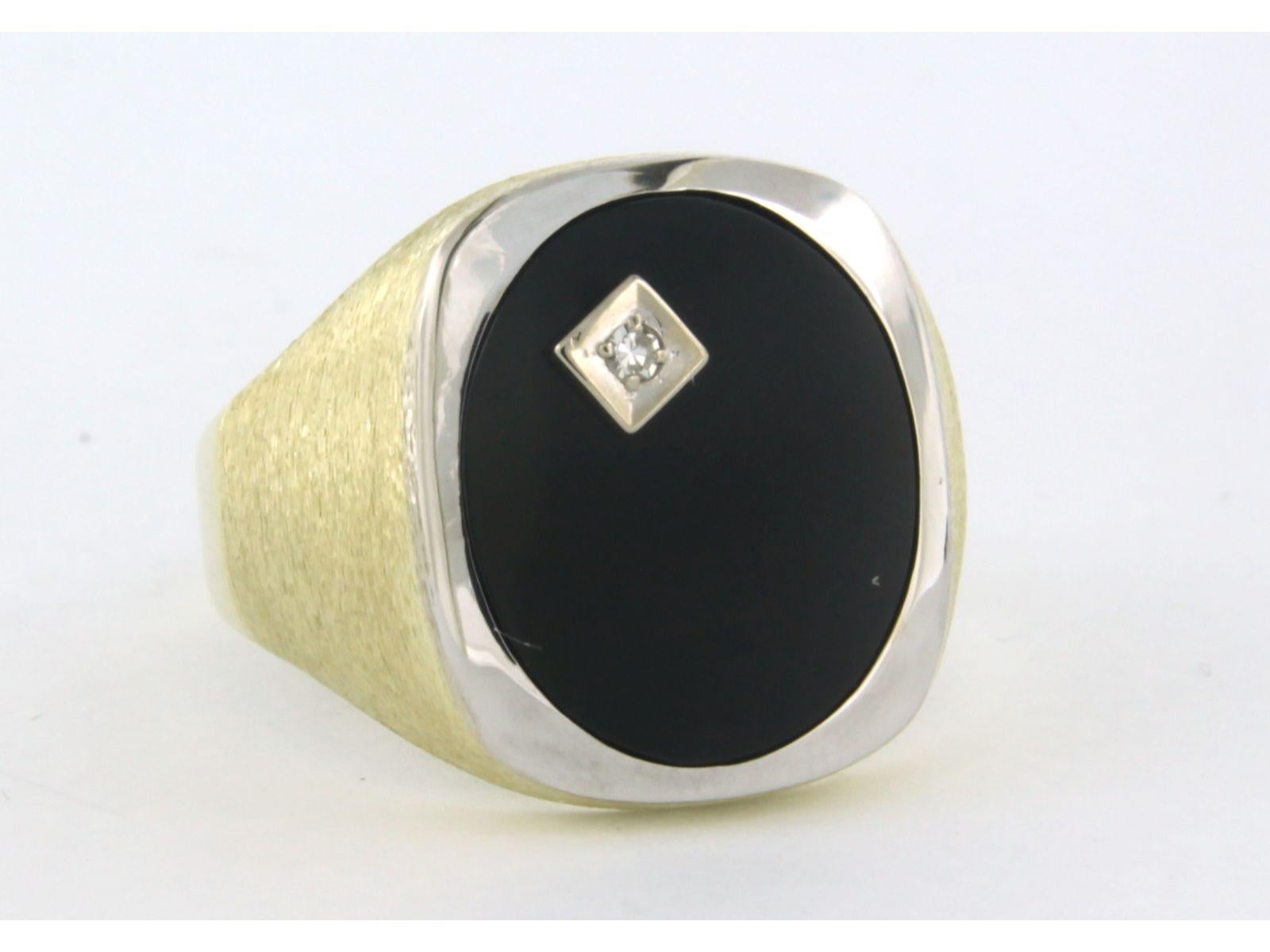 Single Cut Ring with onyx and diamonds 14k bicolor gold For Sale