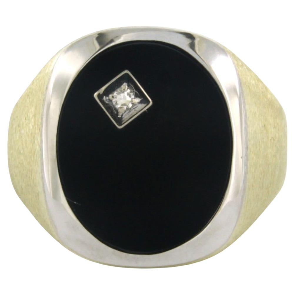 Ring with onyx and diamonds 14k bicolor gold For Sale