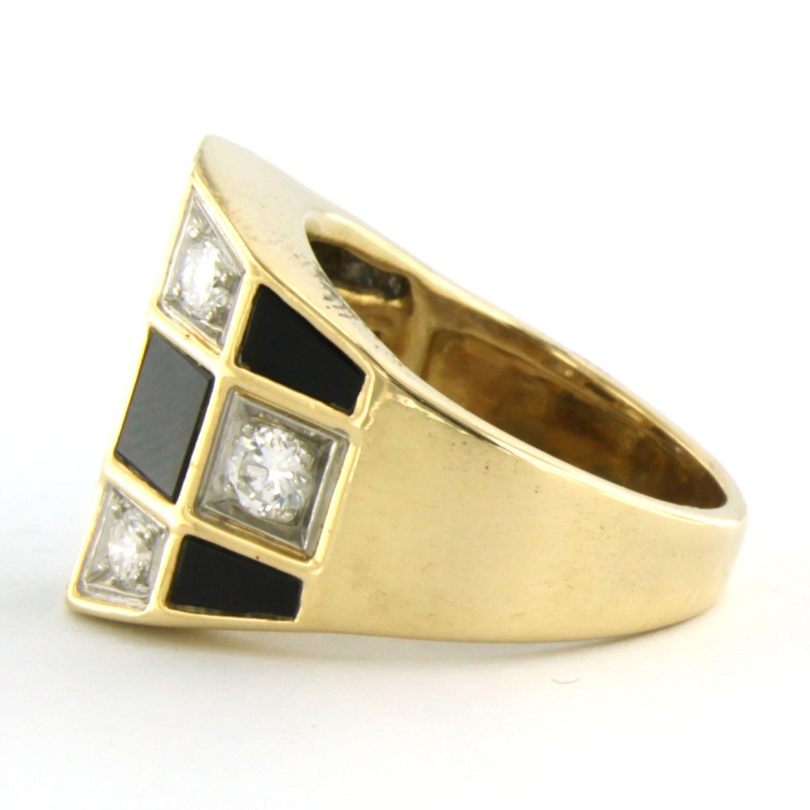 Ring with onyx and diamonds 18k bicolour gold In Excellent Condition For Sale In The Hague, ZH