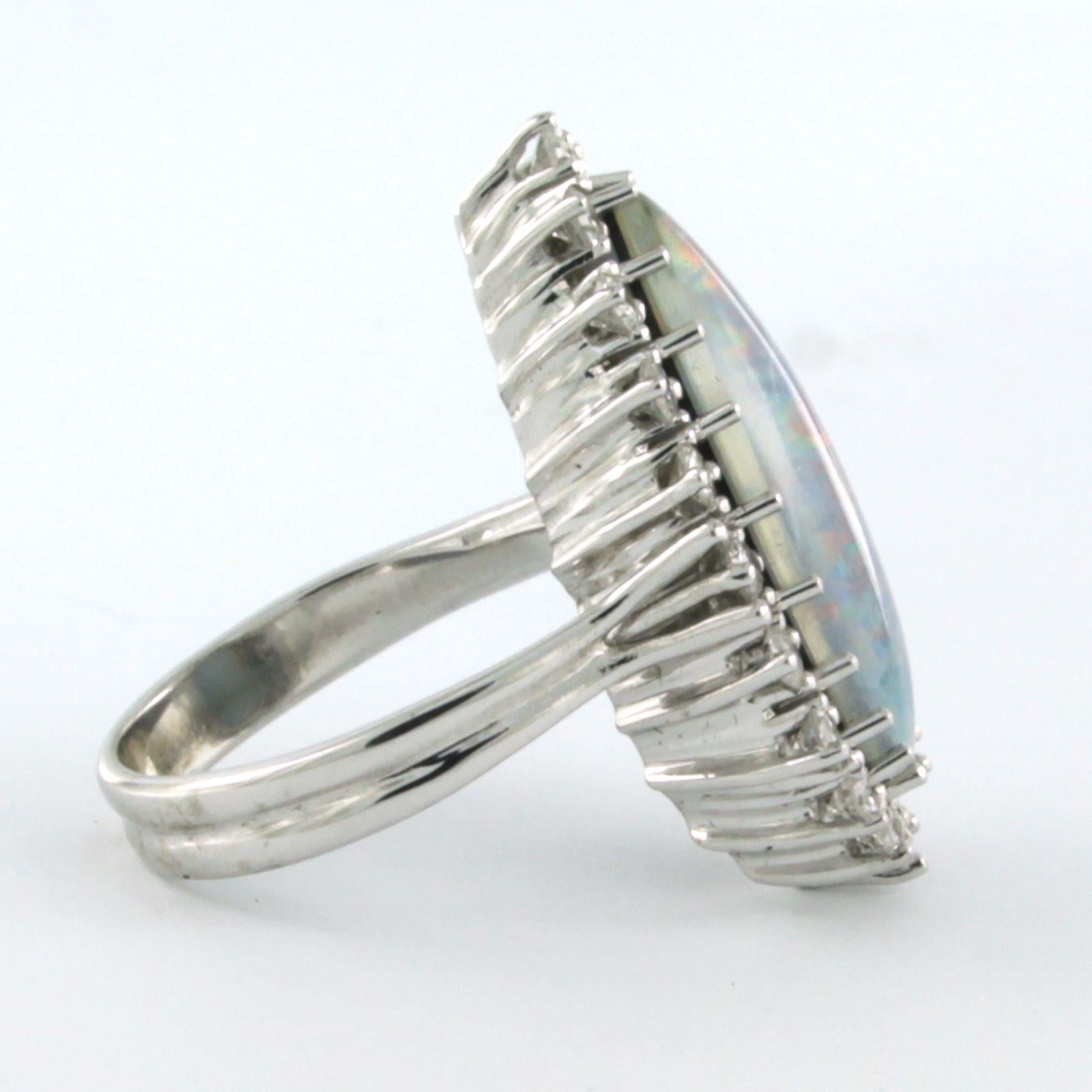 Ring with opal and diamonds 18k white gold For Sale 1