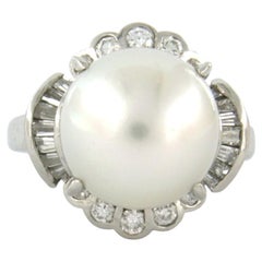 Ring with pearl and brilliant and taper cut diamonds up to 0.51ct platinum