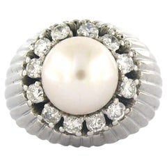 Ring mit Perle und Diamanten im Brillantschliff bis zu 0,80ct 18k Gold 14,4 Gramm