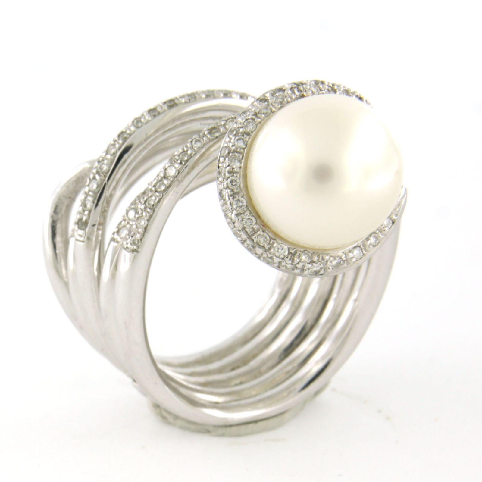 Ring with pearl and brilliant cut diamonds up to 1.00ct - 24.5 gram - 18k gold In Excellent Condition For Sale In The Hague, ZH