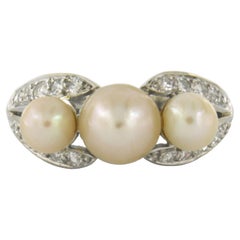 Ring with Pearl and Diamond 14k white gold